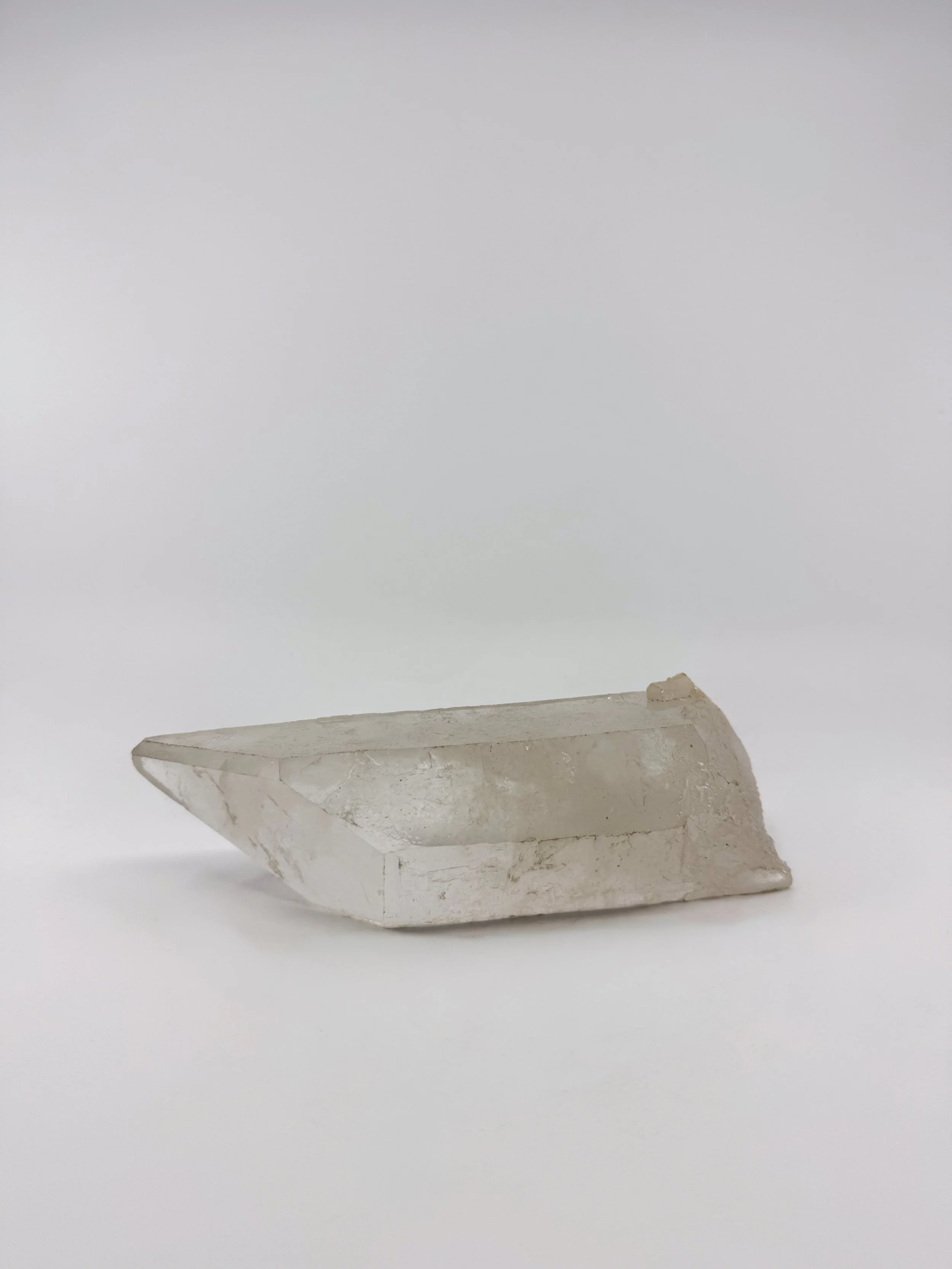 QUARTZ _ MIN0028A.jpg