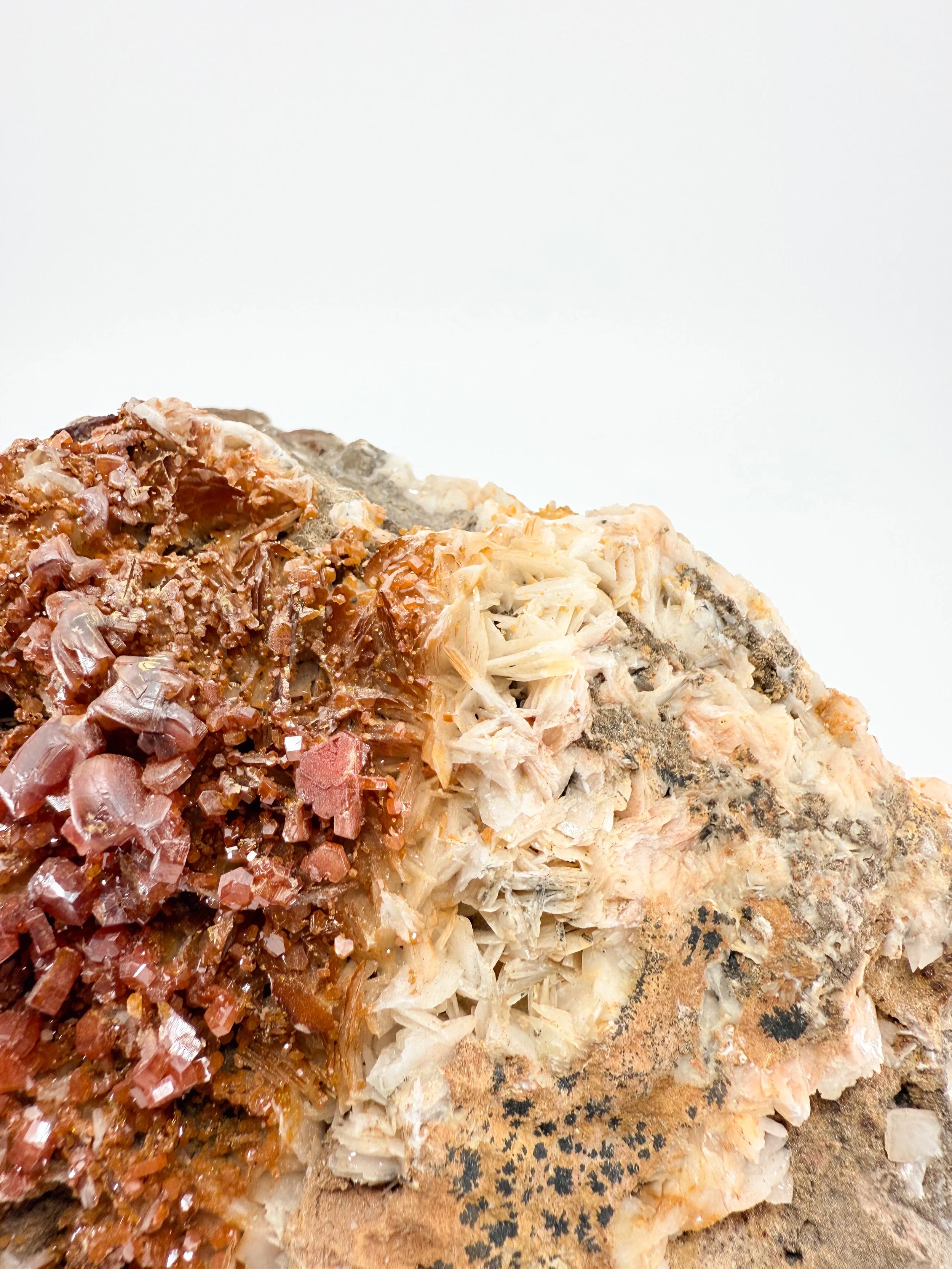 VANADINITE _ MIN00035F.jpg