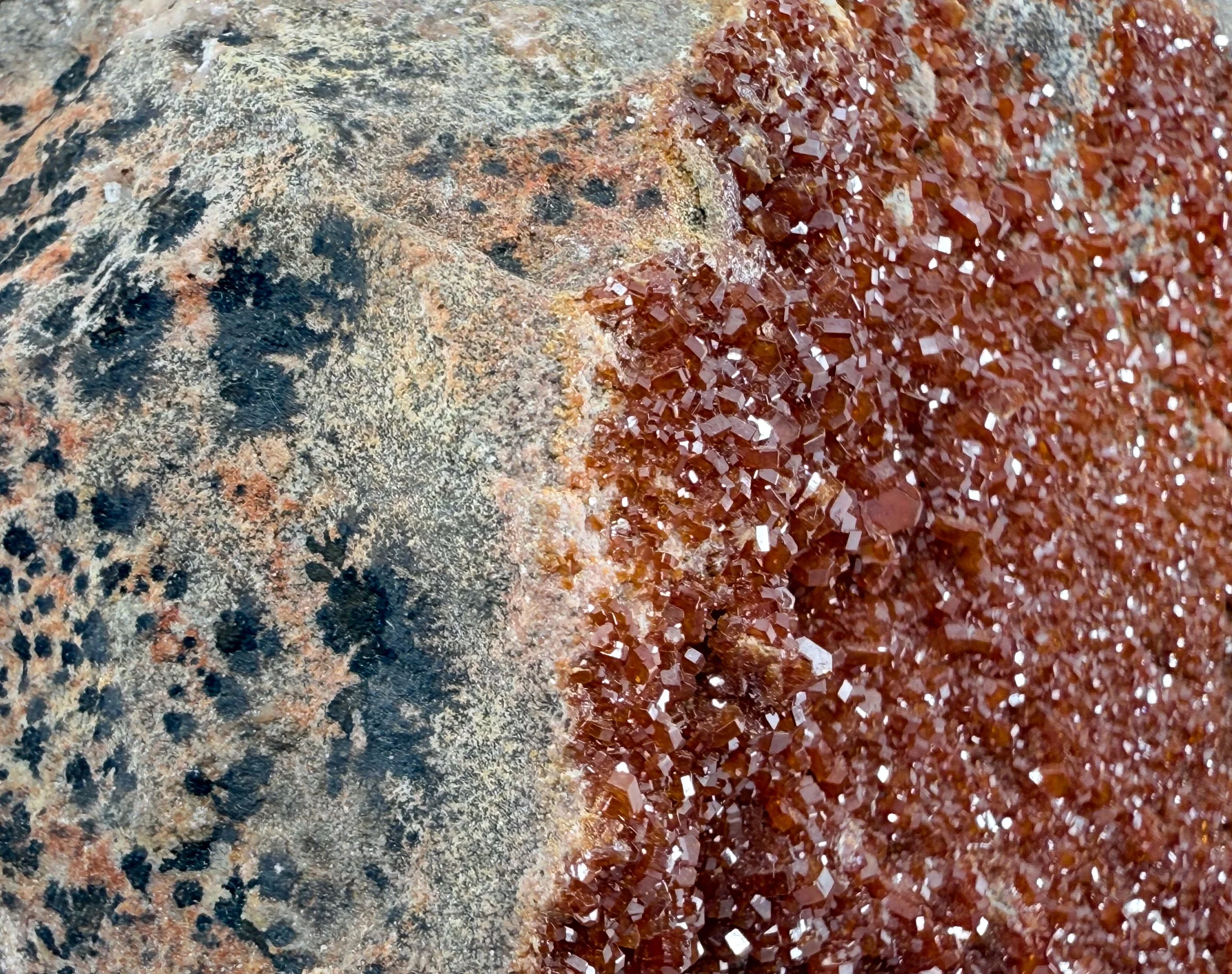 VANADINITE _ MIN00004E.jpg