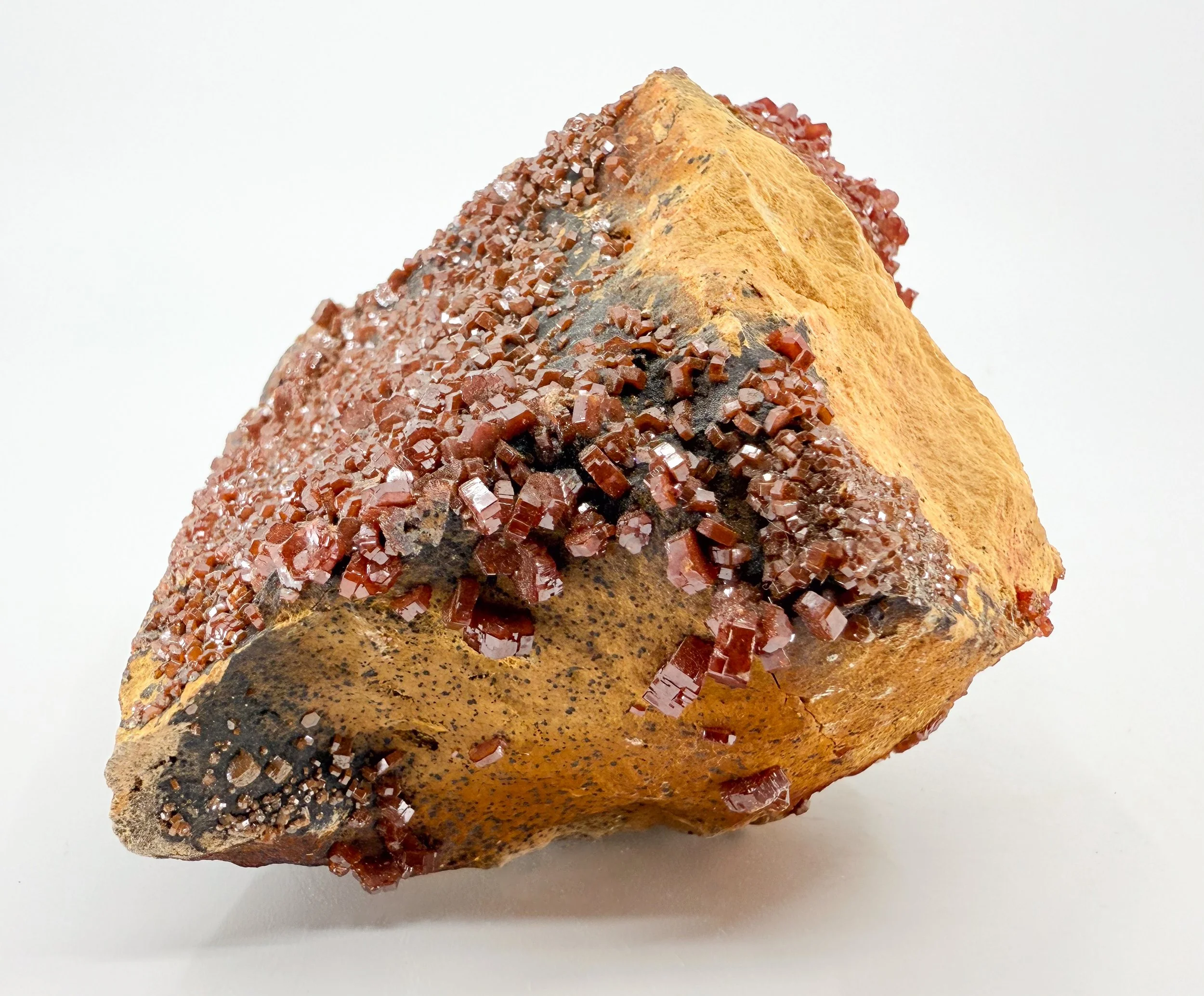 VANADINITE _ MIN00042D.jpg