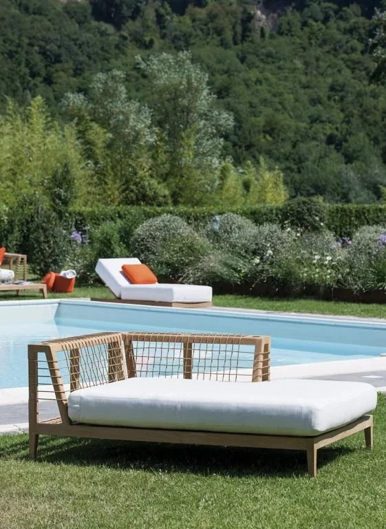 Synthesis Chaise Lounge