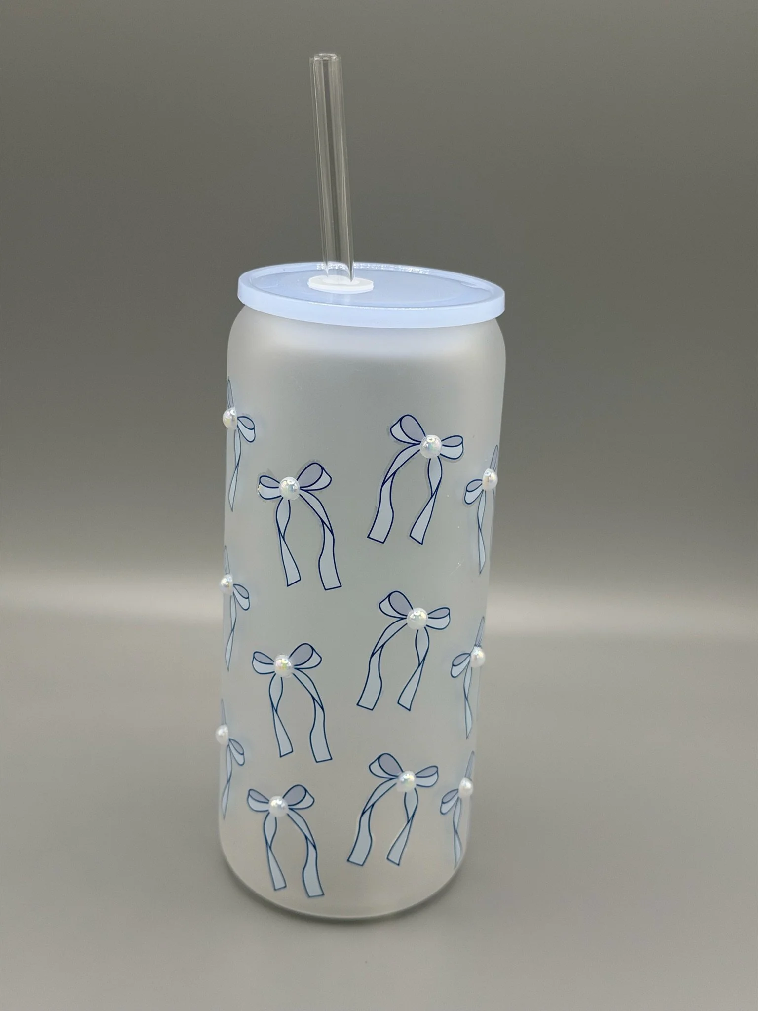 Bedazzled Pearl and Bow Straw Cup