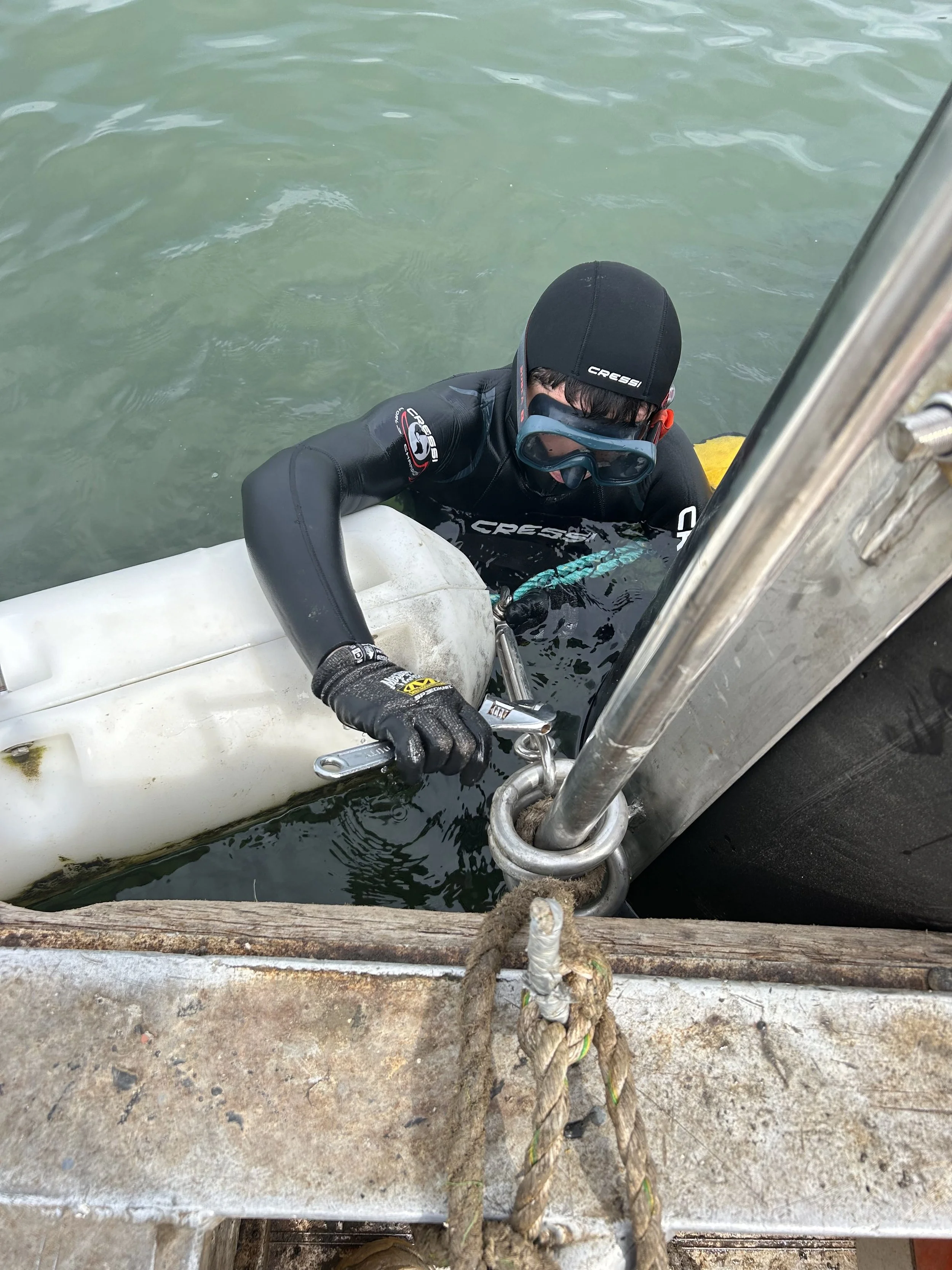 MIDDLE CONNECTIONS AND SLIDE RAIL TABS CUT 10.04.25 (4).jpeg