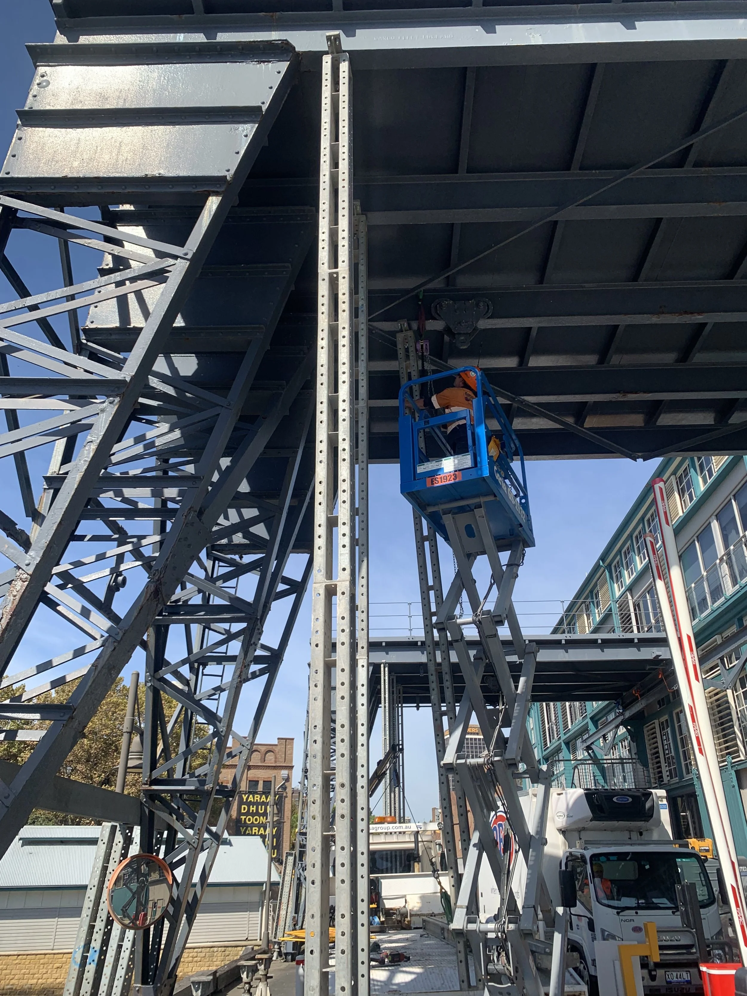 Installing props gantry no 2-3.jpeg