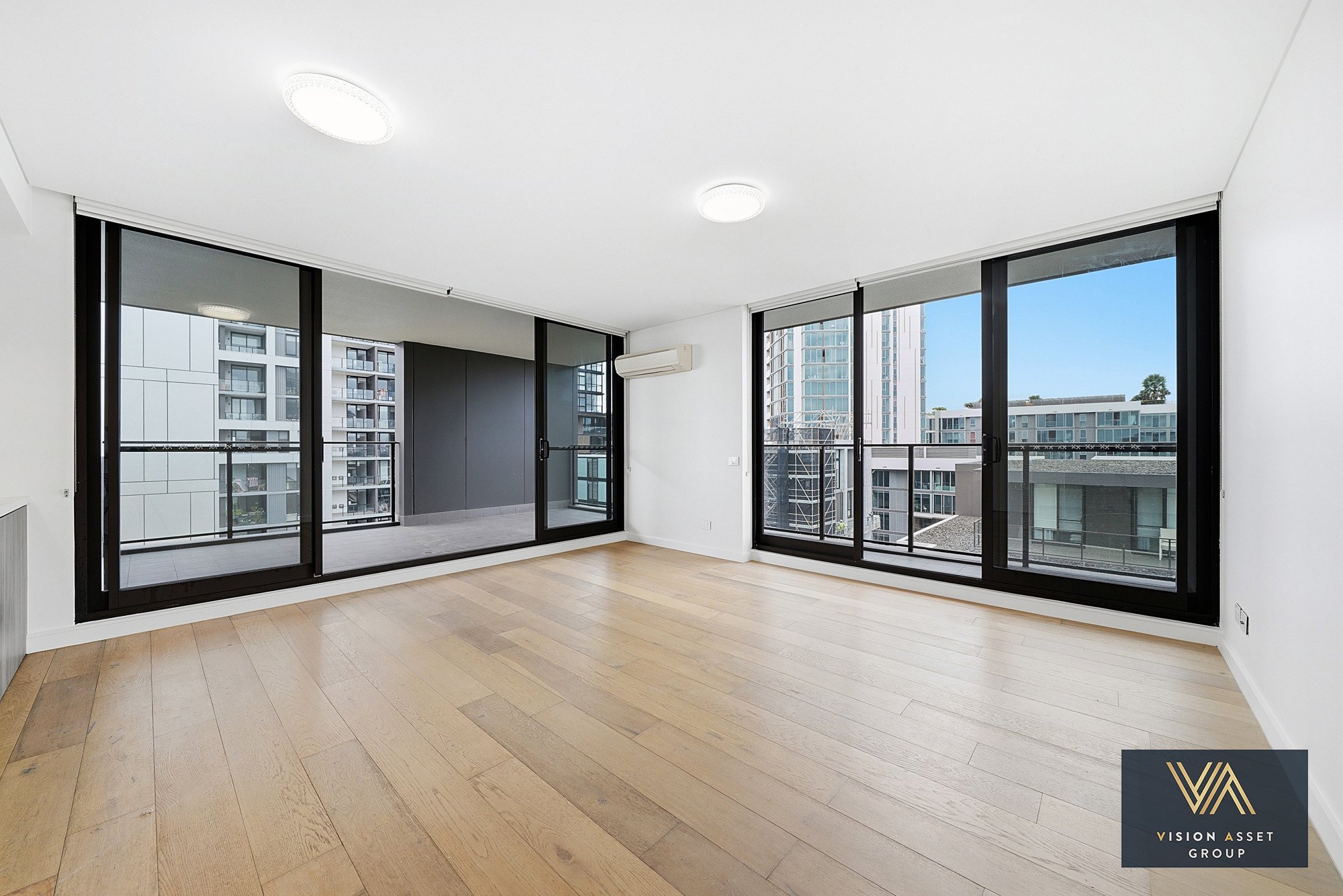 (For web) 804-19 Verona Drive, Wentworth Point_02.jpg