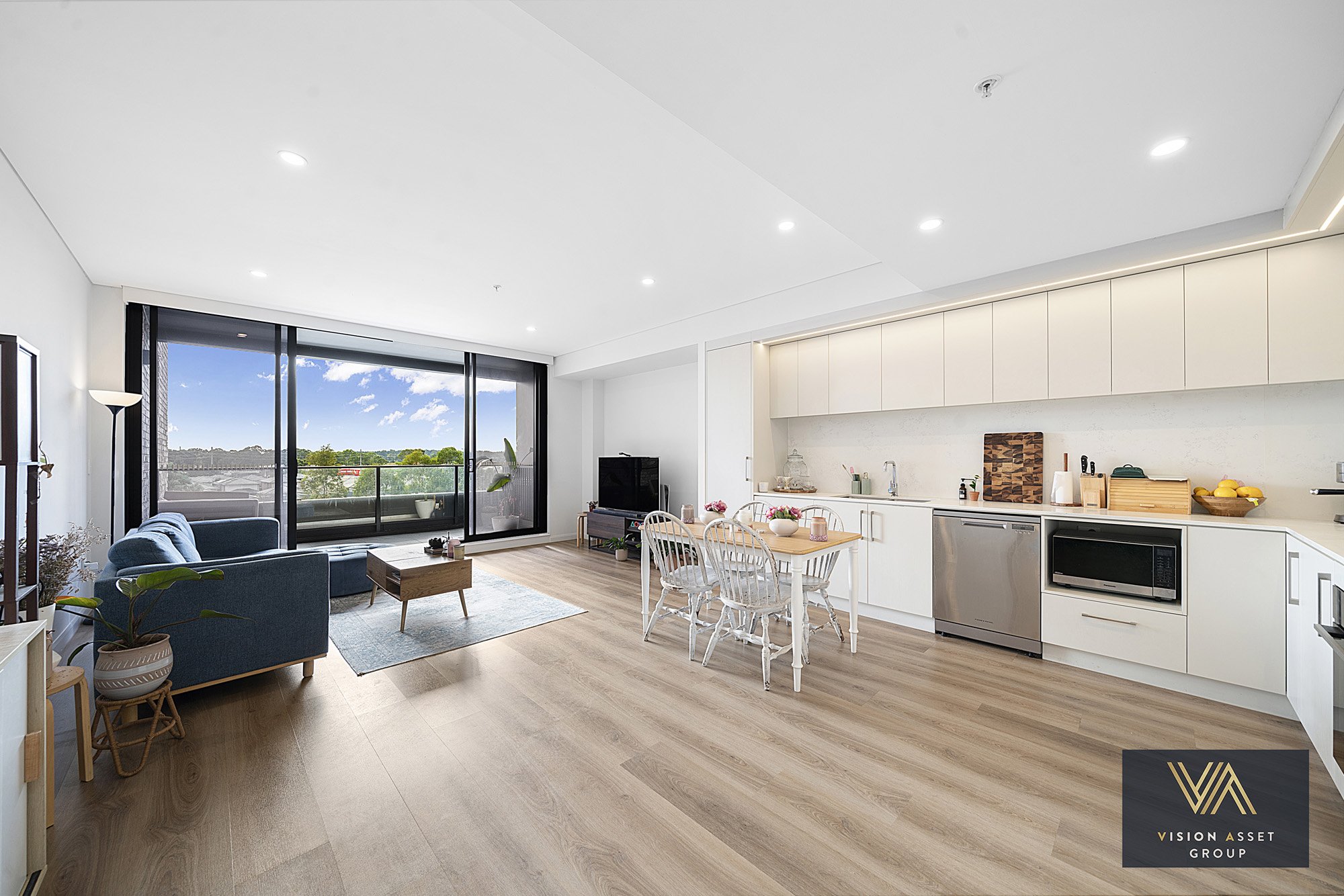 (For web) 407-2C Lord Sheffield Circuit, Penrith_03.jpg