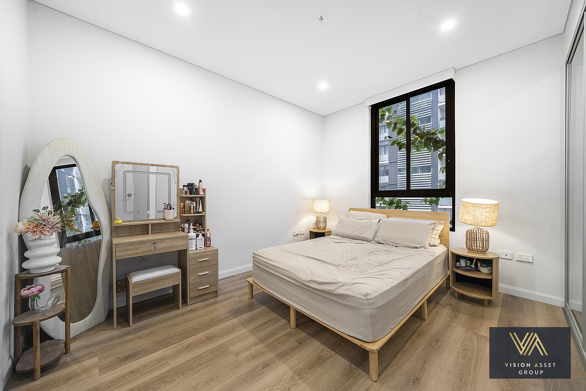 (For web) 407-2C Lord Sheffield Circuit, Penrith_06.jpg