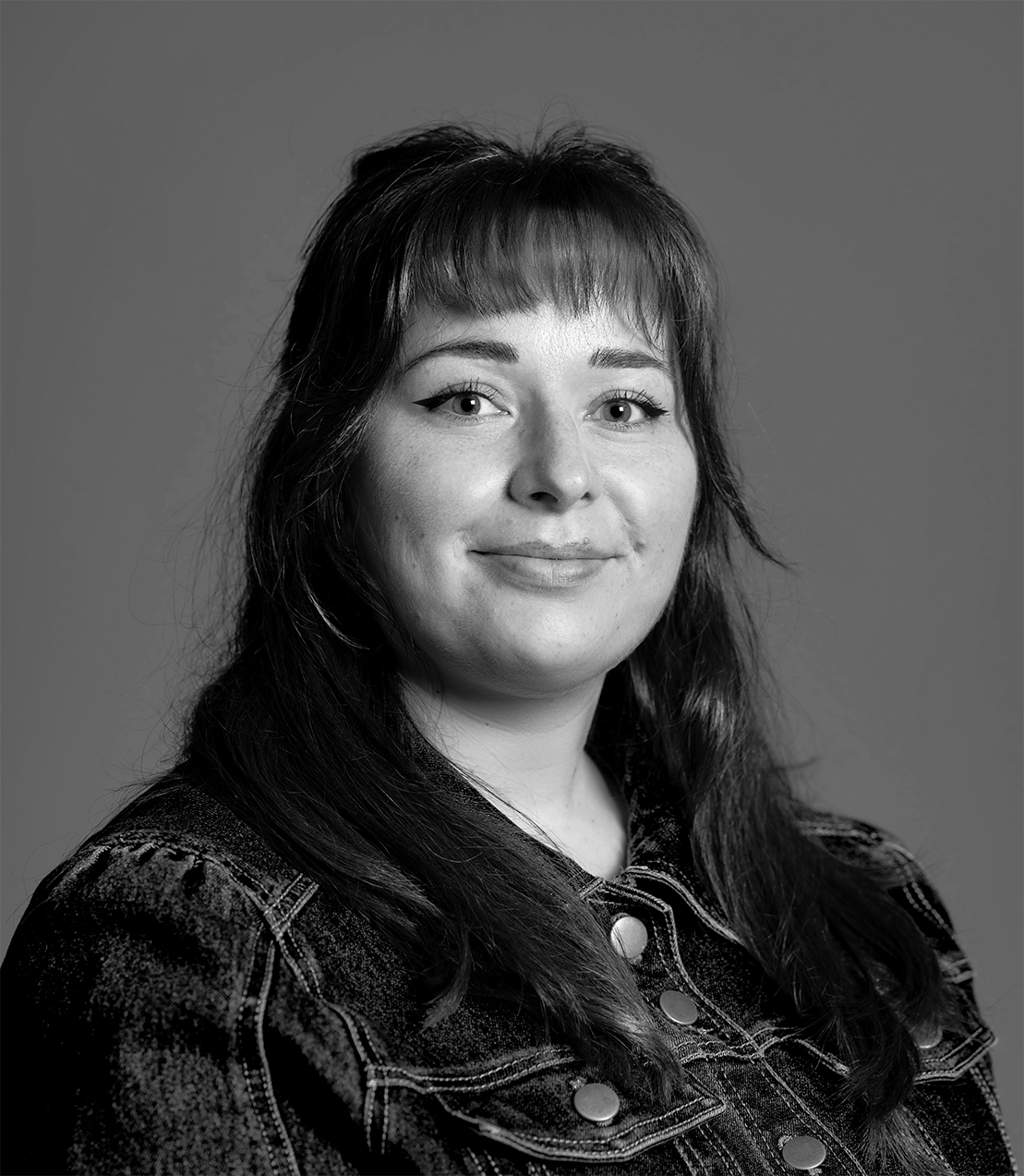 headshot of Robyn Sloane