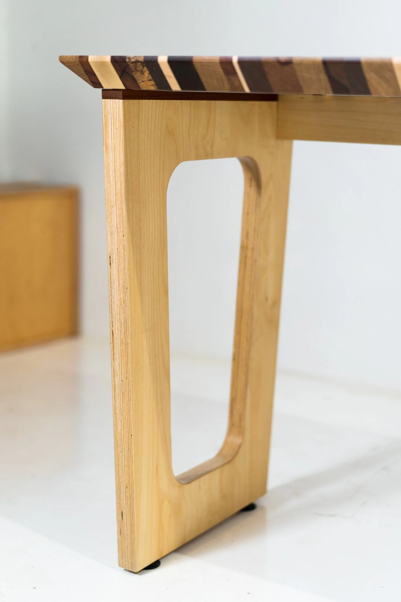 Desk032209244.jpg