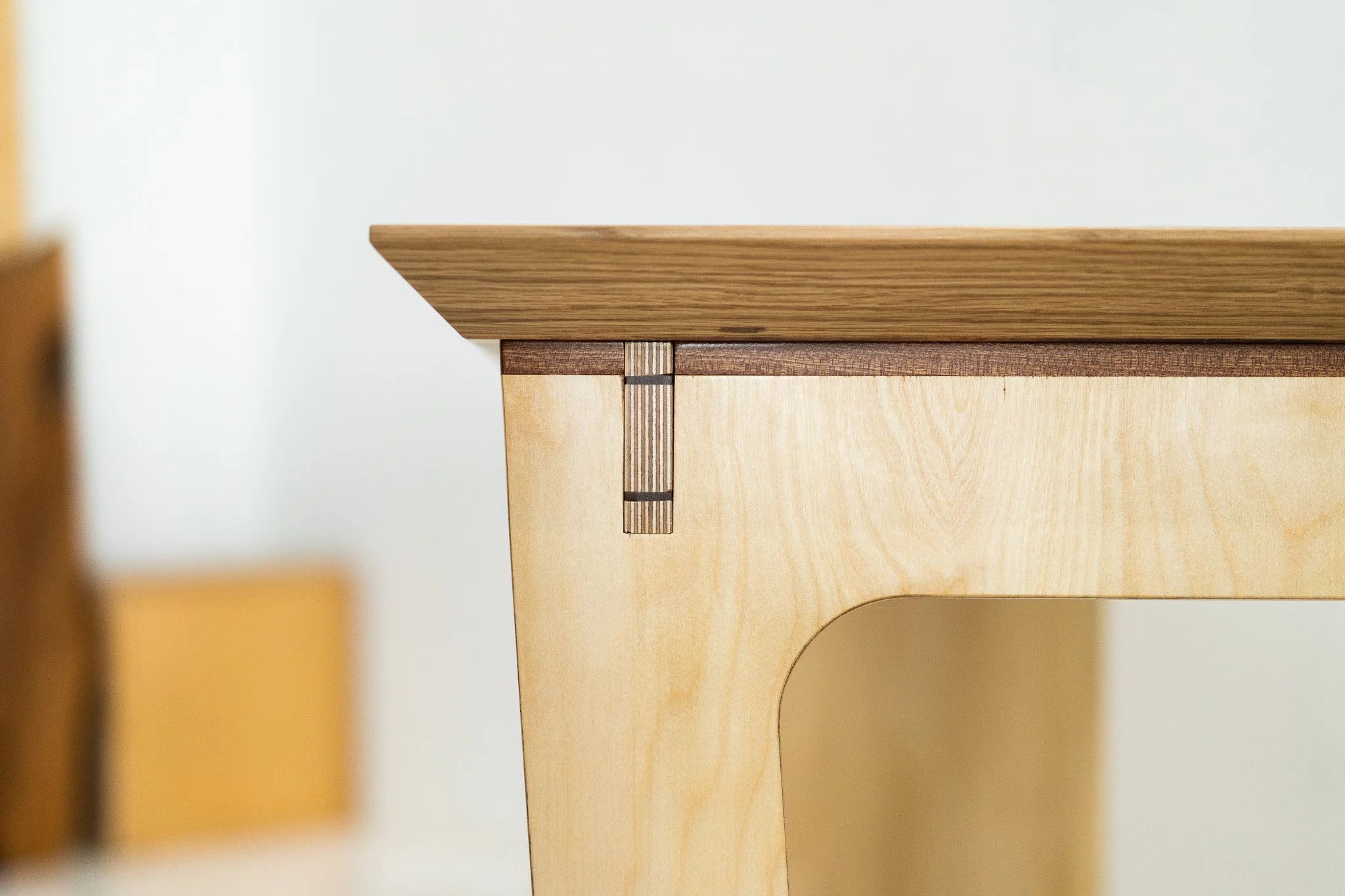 Desk032209267.jpg