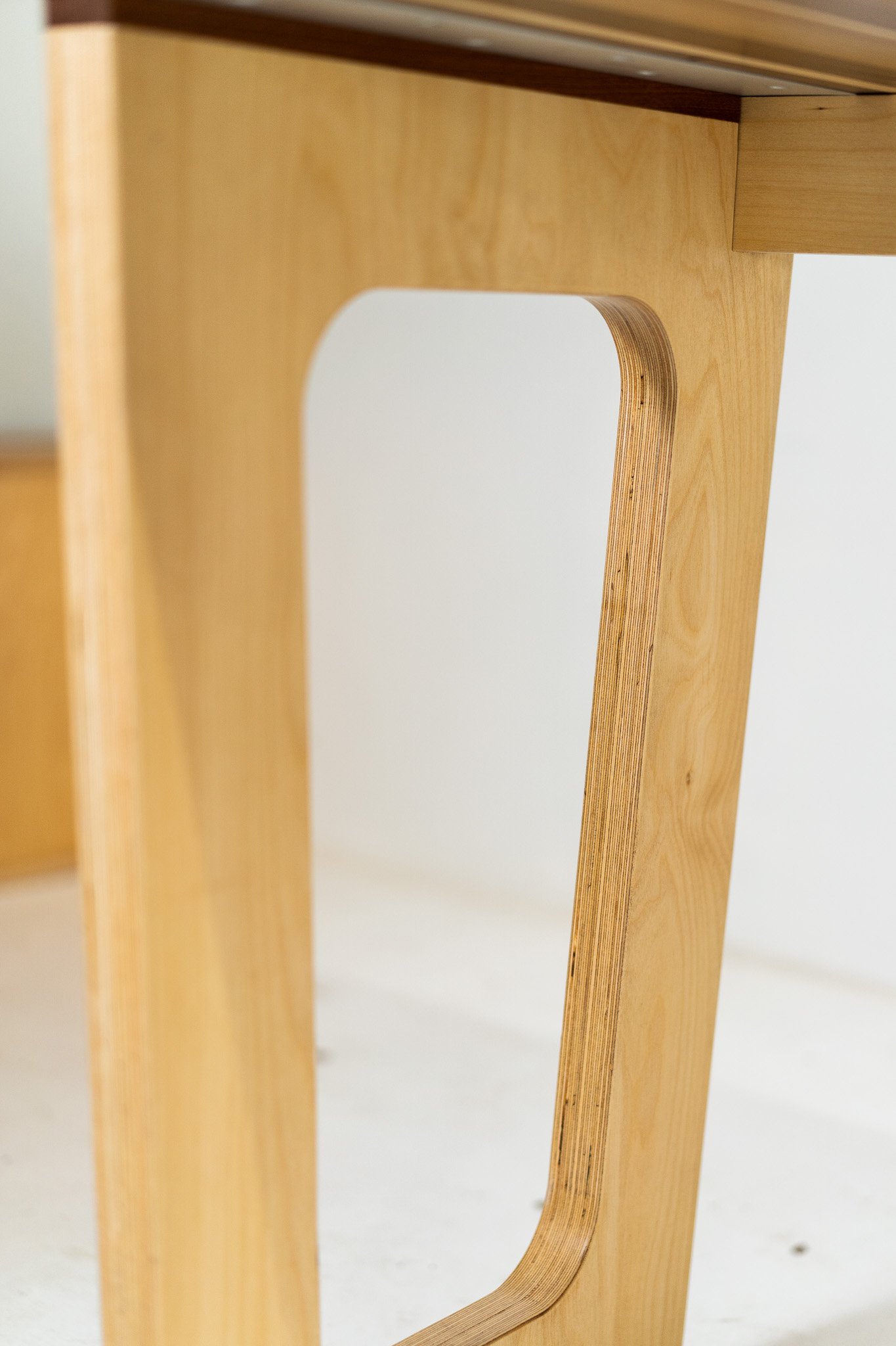 Desk032209259.jpg