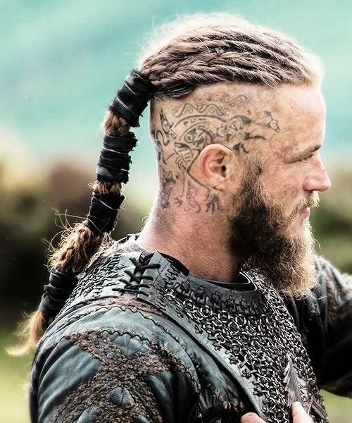 Ragnar Lothbrok dreads