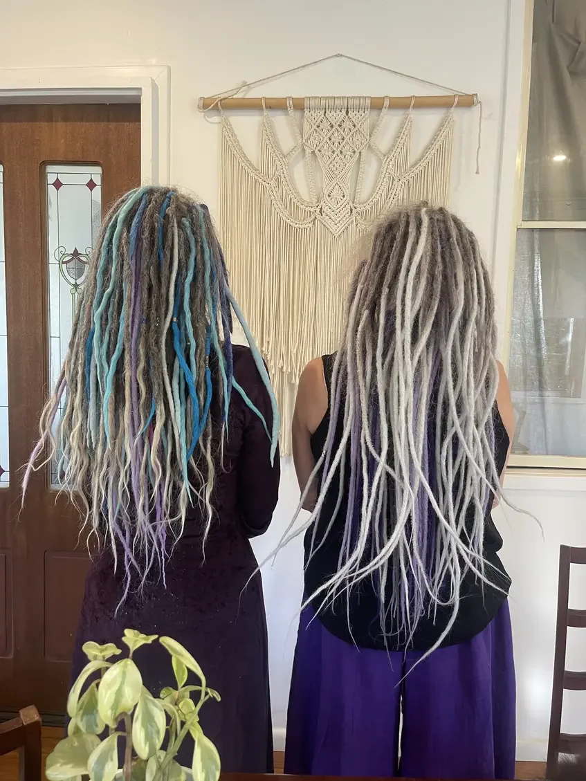 Besties do everything together!