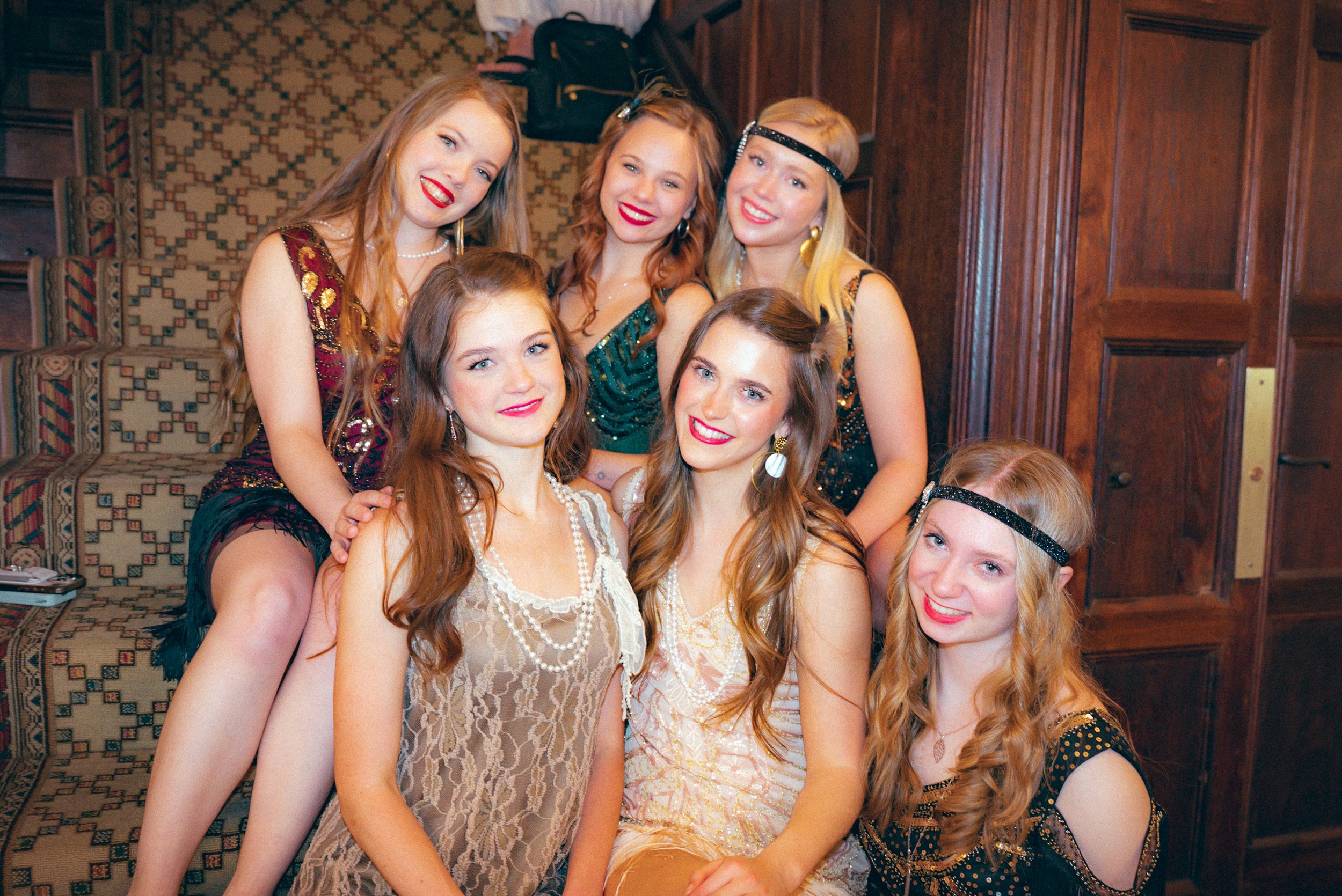 Gatsby dancers