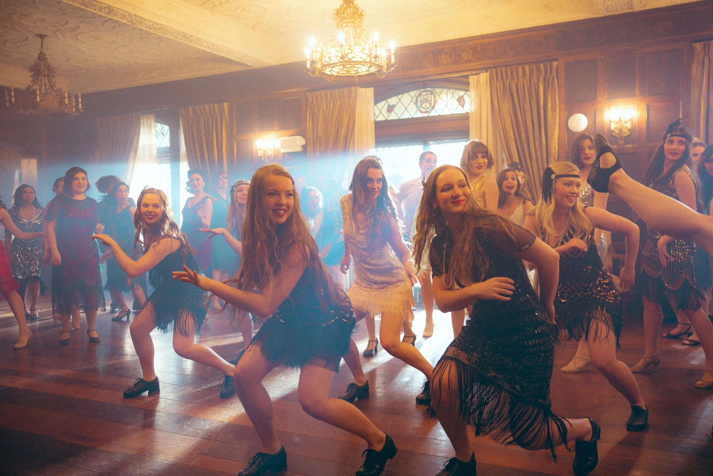 Gatsby dancers