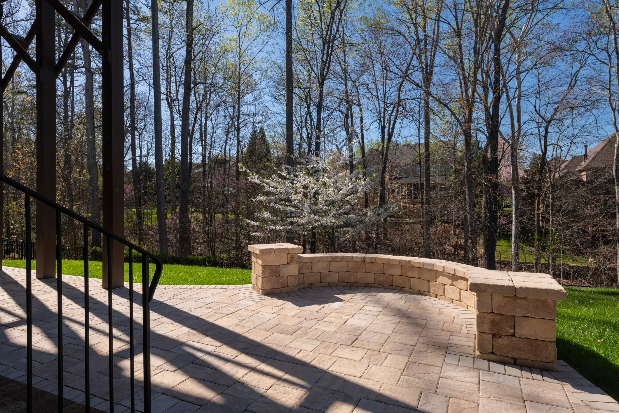 Stonecutter Masonry Patio and Wall