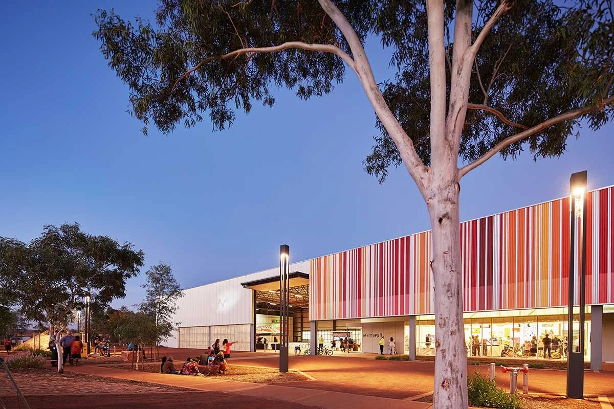 
Image 7 -
East Pilbara Arts Centre (EPAC). Location: Nyiyaparli Country Newman, Pilbara, Western Australia. Language/cultural groups: Nyiyaparli and Martu. Architects: Officer Woods Architects. Photo: Robert Frith, Acorn Photo

EPAC is a contemporar