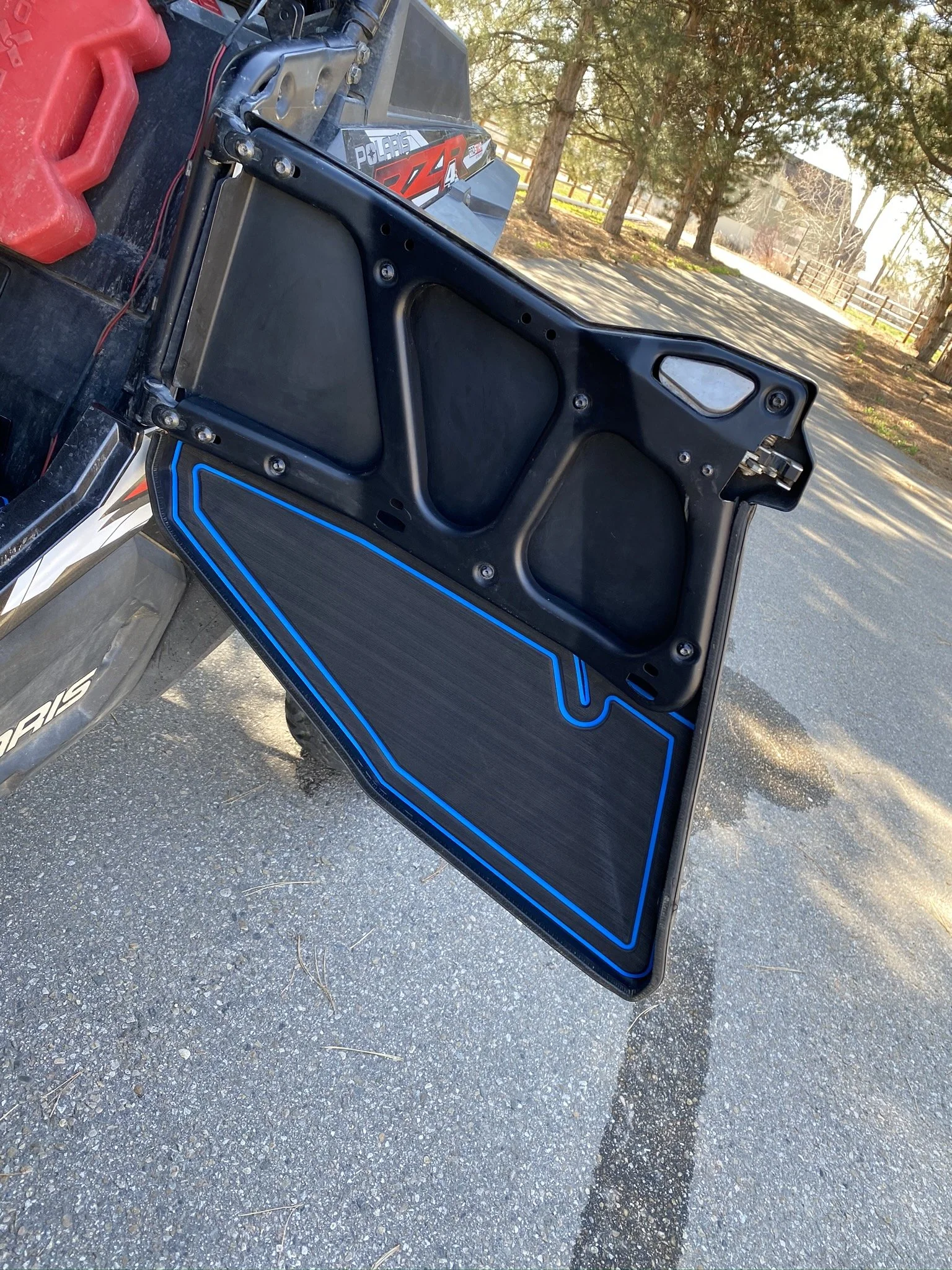 2016-rzr-xp4-turbo-polaris_49750377161_o.jpg