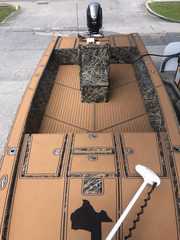 Bay Boats - Uncle J Custom Boats.jpg