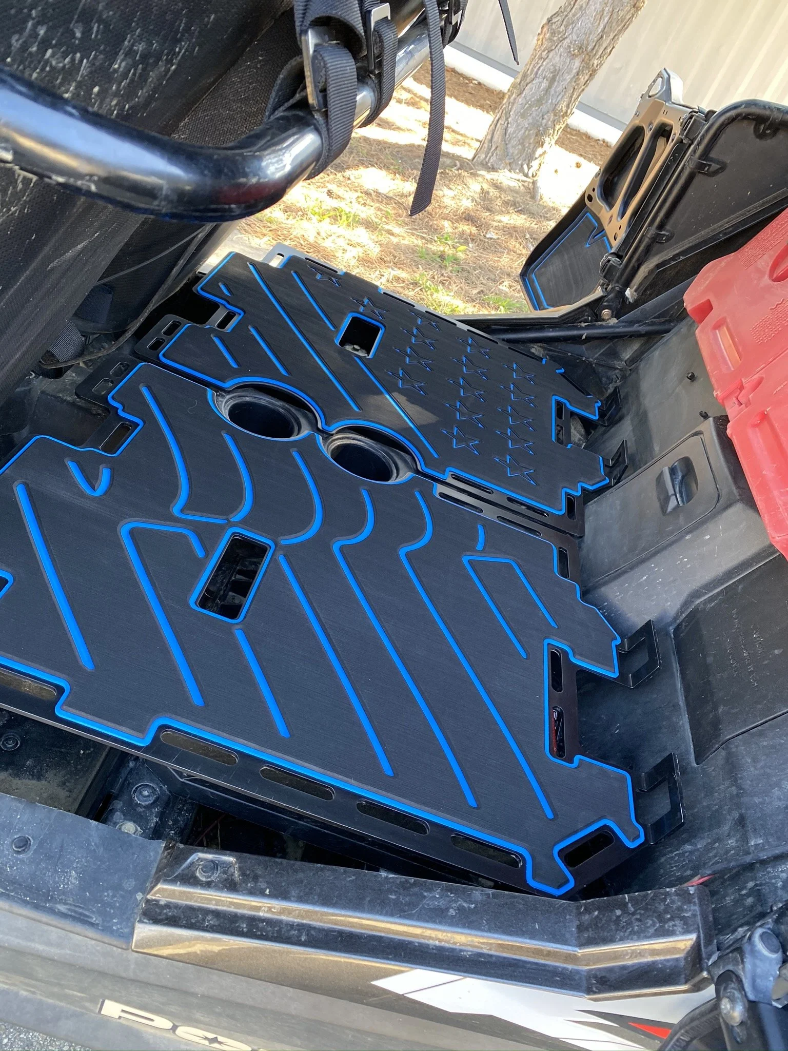 2016-rzr-xp4-turbo-polaris_49749839063_o.jpg