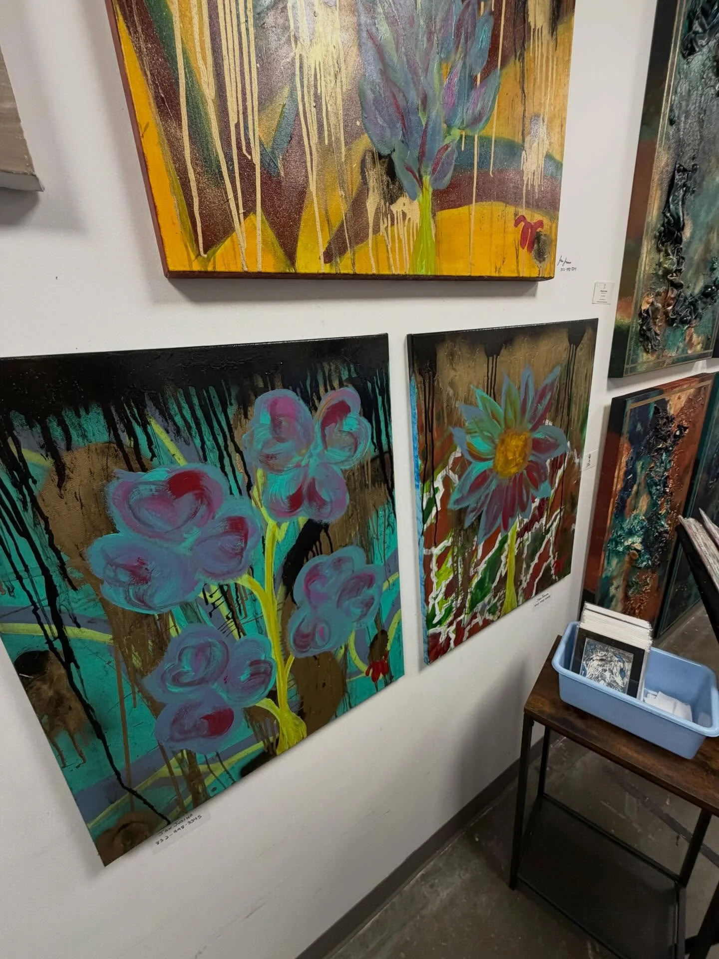 Huge thanks to @chocolateandartshow for giving my art a spotlight. Shoutout to loved ones who made it out. Stay tuned for more art shows to come! You can find my art temporarily installed at @stewartusedo , an art collector and good friend. #artshow 