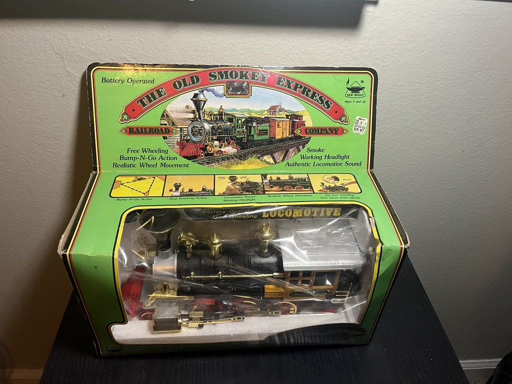 Old Smokey Express Battery-Operated Train Set