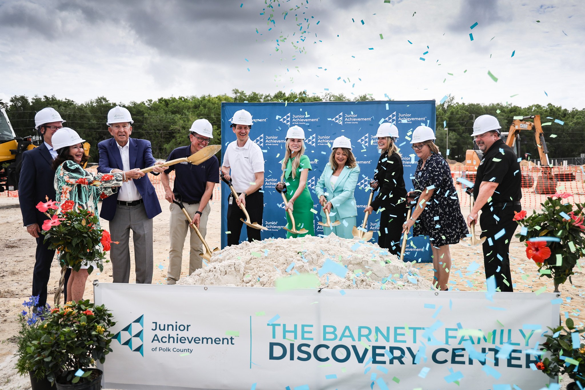 ⭐️Historical Day for Polk County Students!⭐️

This week, Junior Achievement &amp; @polkcountypublicschools broke ground on the JA Barnett Family Discovery Center, soon to empower more than 20,000 Polk County students per year through learning experie