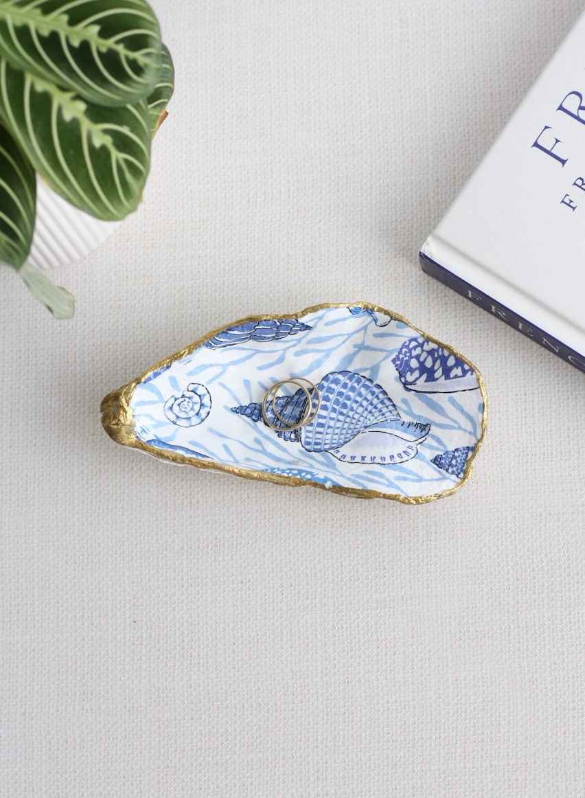 Azure Tide Oyster Ring Dish