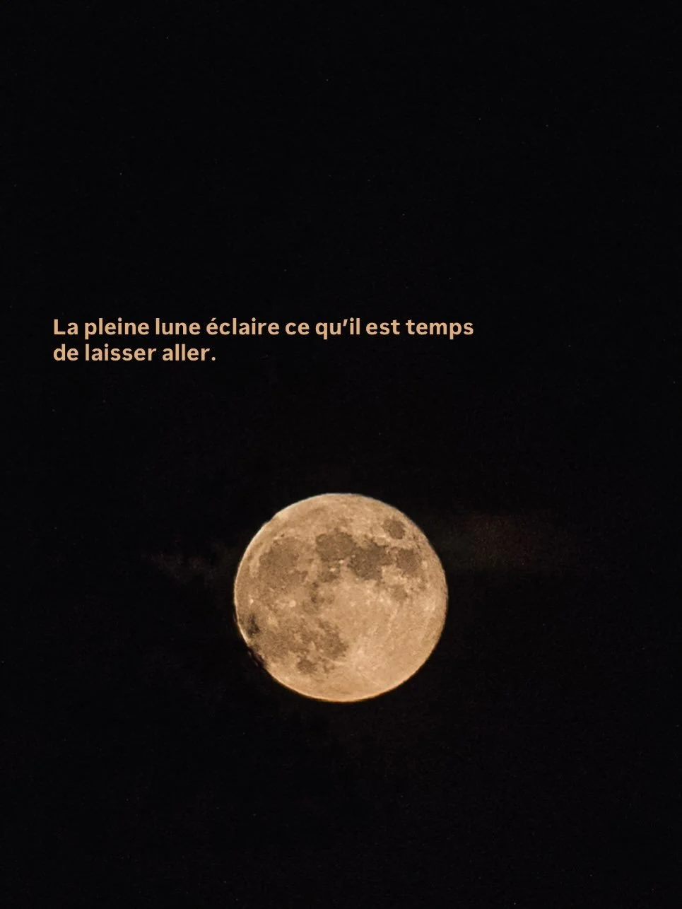 La pleine lune du 1er avril 2026 porte une &eacute;nergie tr&egrave;s particuli&egrave;re : elle tombe en p&eacute;riode de renouveau (d&eacute;but du printemps), avec une vibration li&eacute;e &agrave; la lib&eacute;ration &eacute;motionnelle, la cl