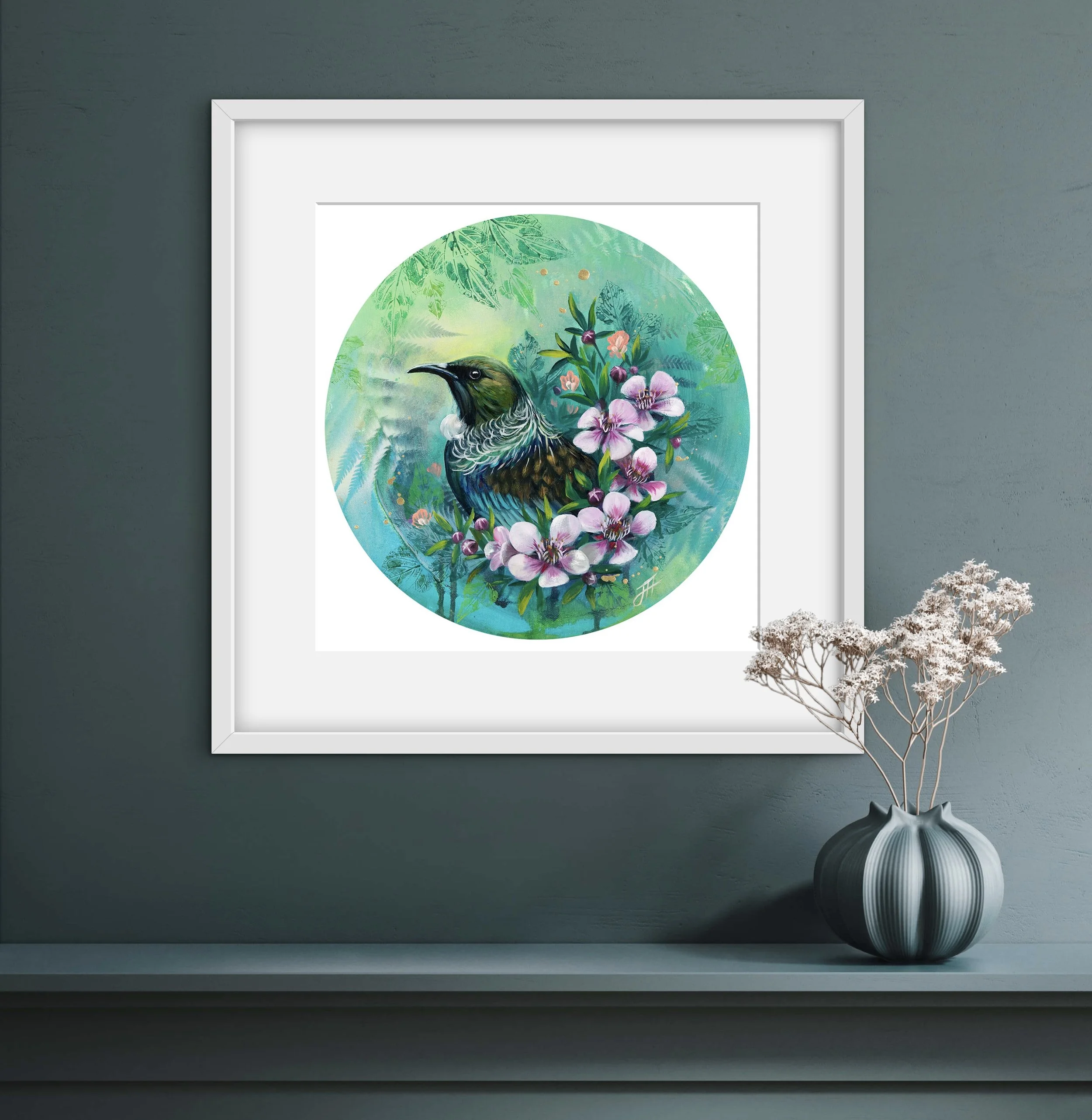 Tui in Blossom
