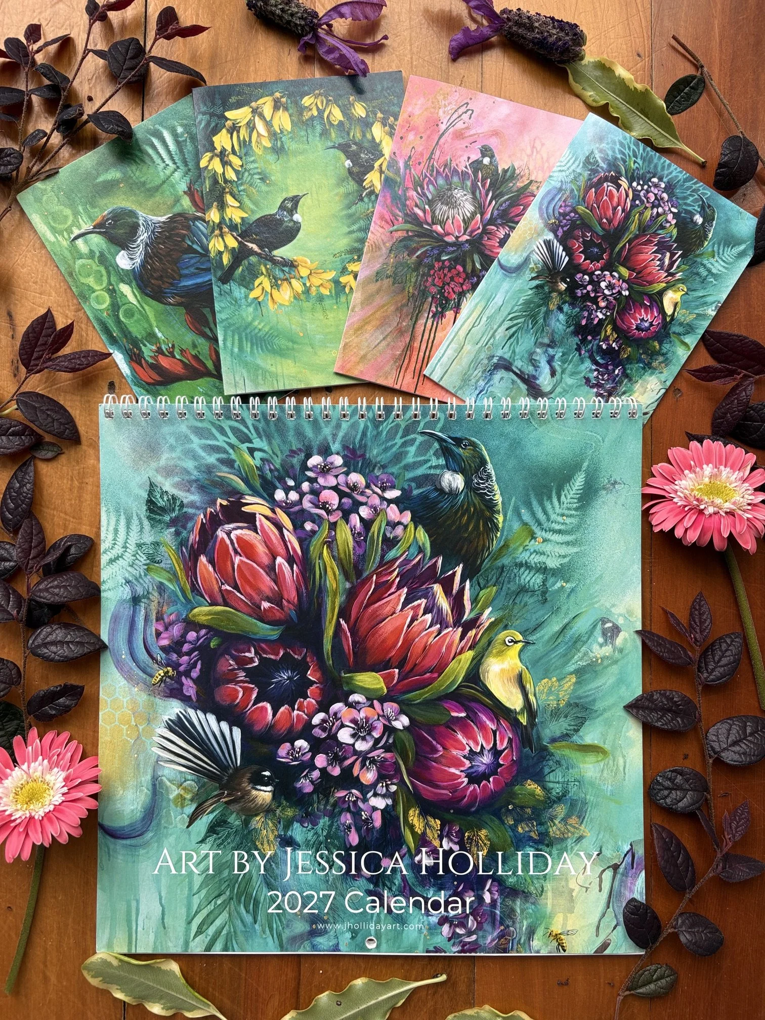 Art Calendar & Greeting Card Gift Bundle