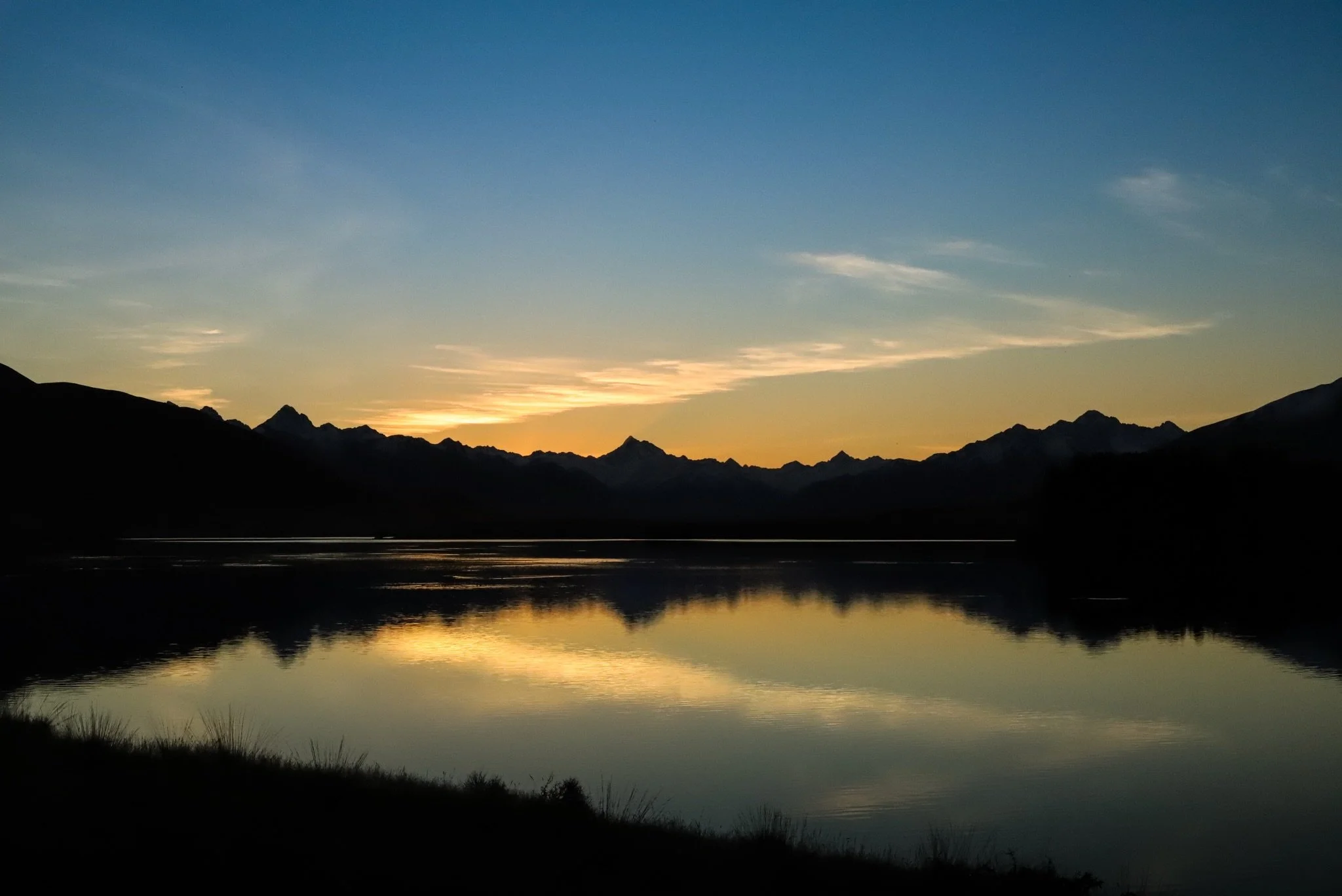 Golden skies, still water, and the kind of evening that makes you slow down for a minute. ✨

I&rsquo;ve been so busy lately photographing some incredible commercial agri-business clients (which I&rsquo;m so grateful for), that I realised it had been 