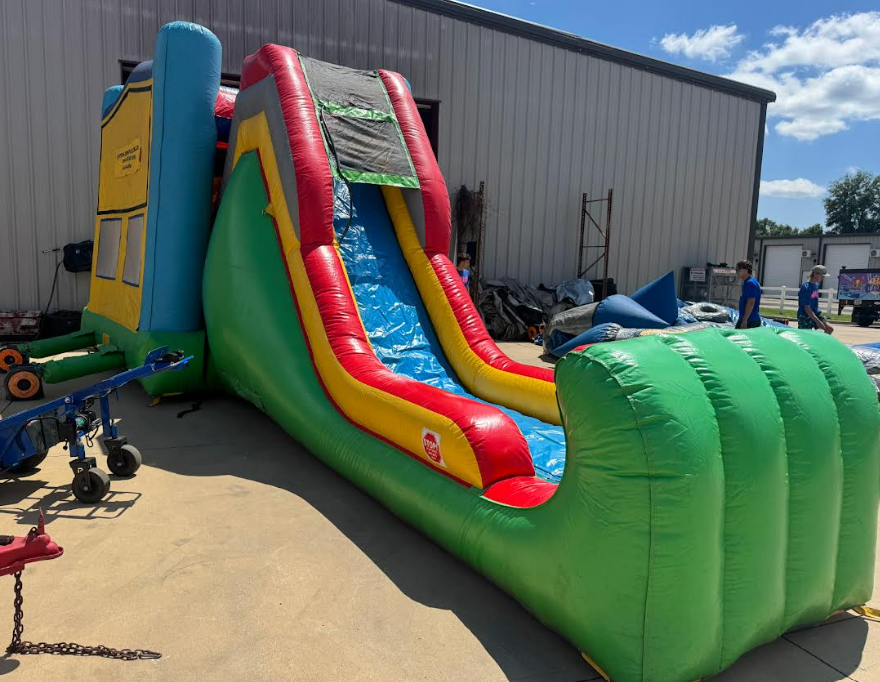 football bounce house 2.png