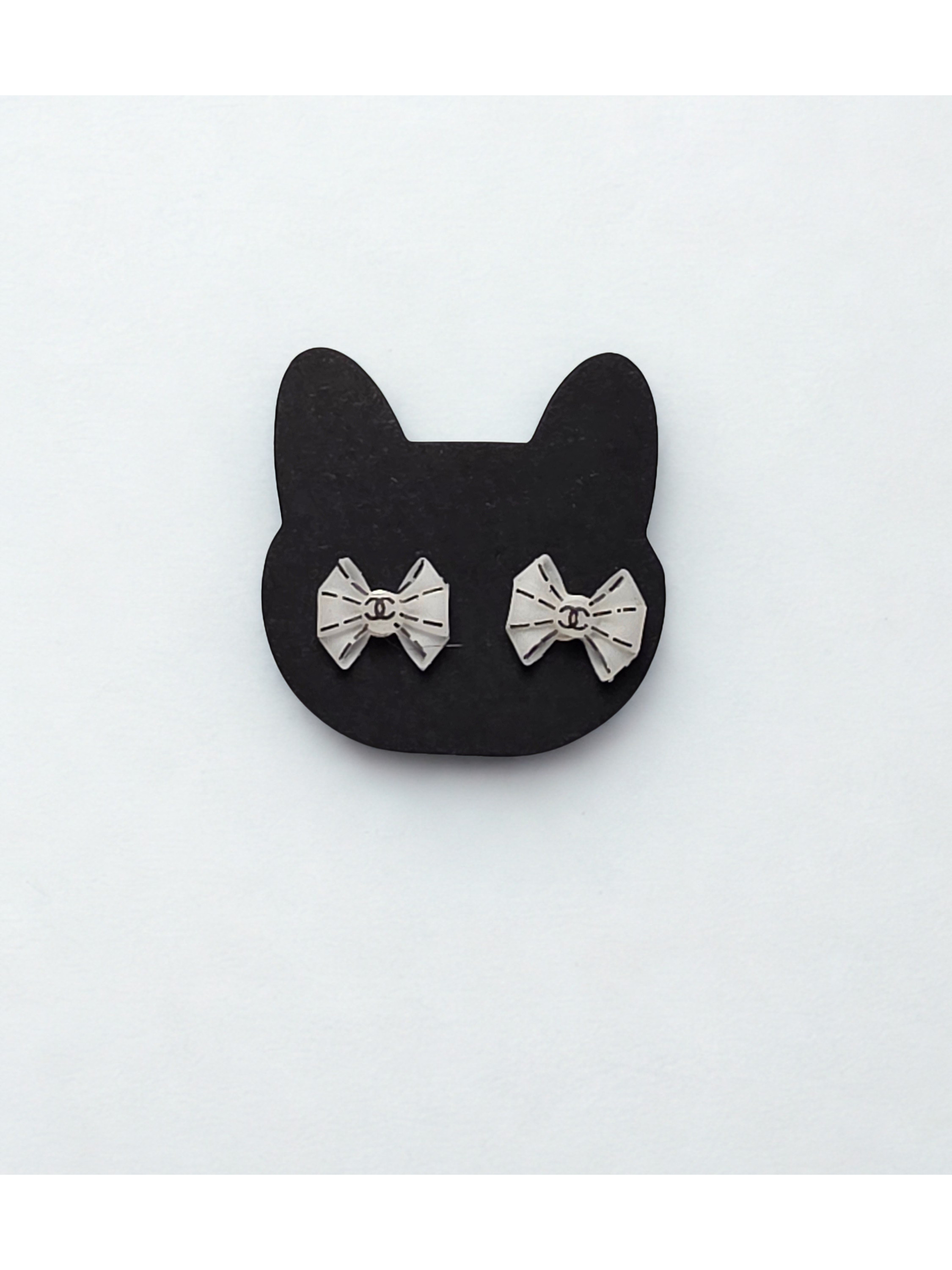 White CC Bow Earrings