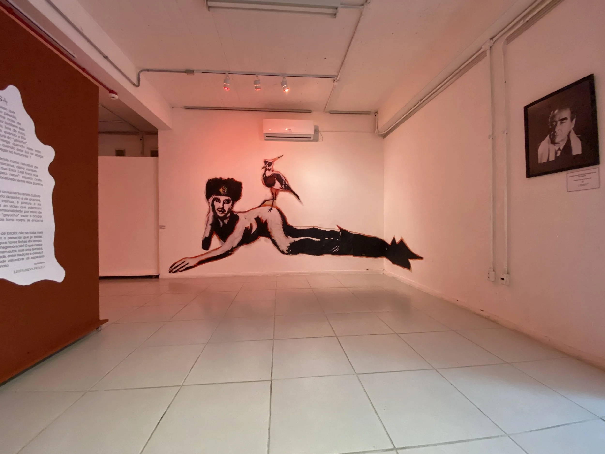 Quero-quero
da série Lambidas
Lambe-lambe, 2025