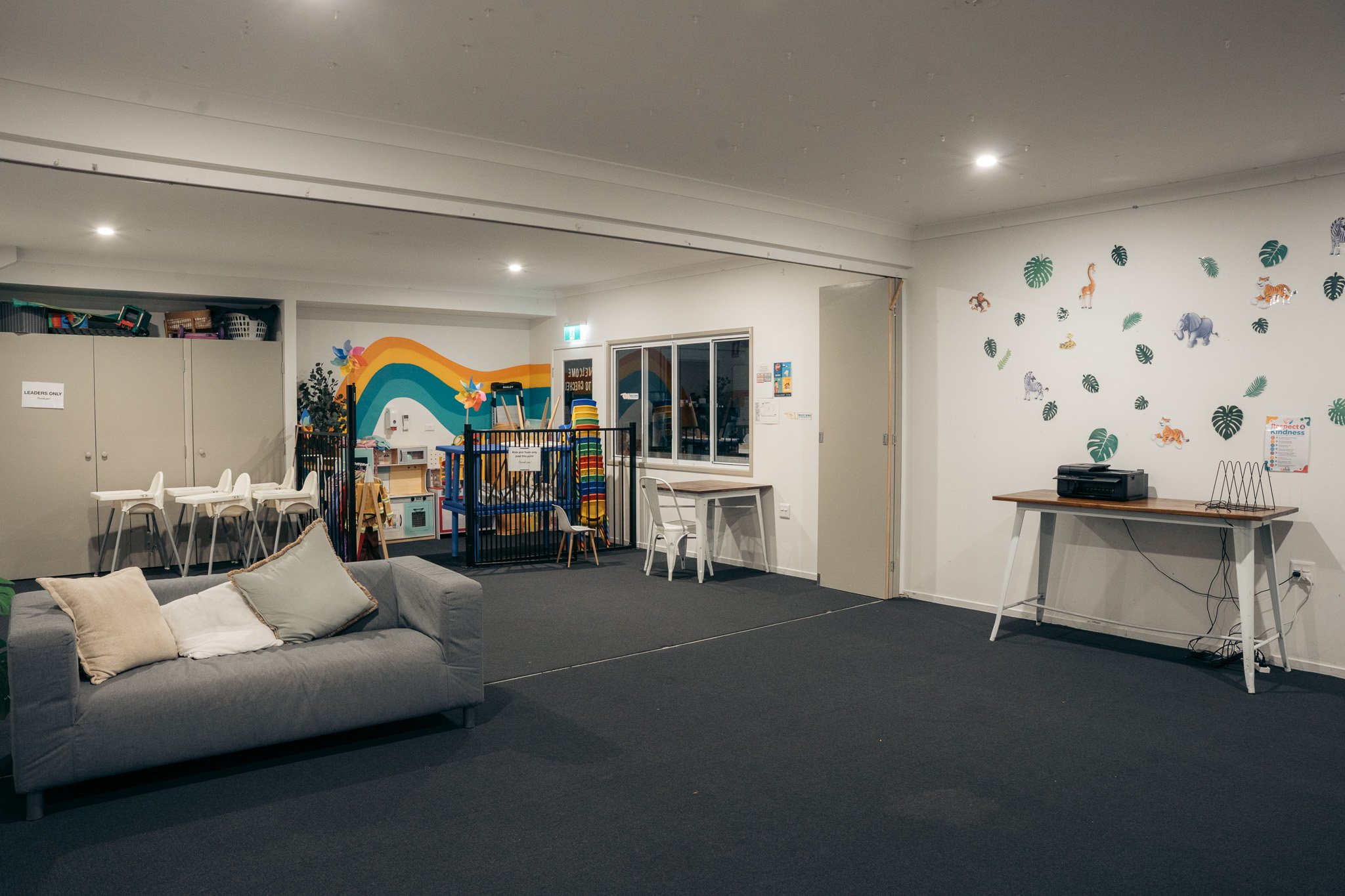 Training and event space for hire in Caloundra with seating for up to 25 people, presentation screen and professional AV facilities on the Sunshine Coast.