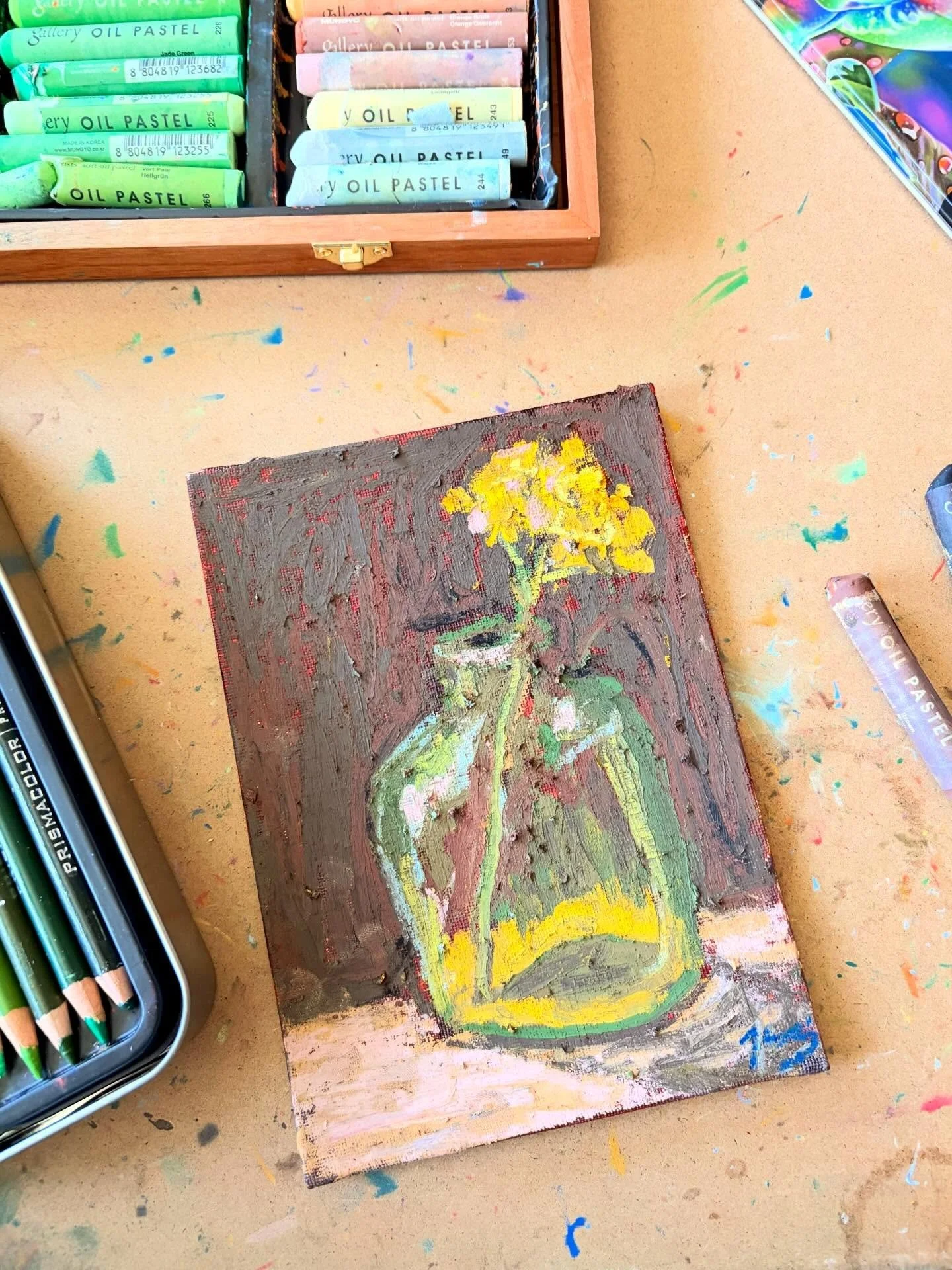 Tried a new floral today:) 

Yellow flower in a bottle
4x6 
Oil Pastel on Canvas Board