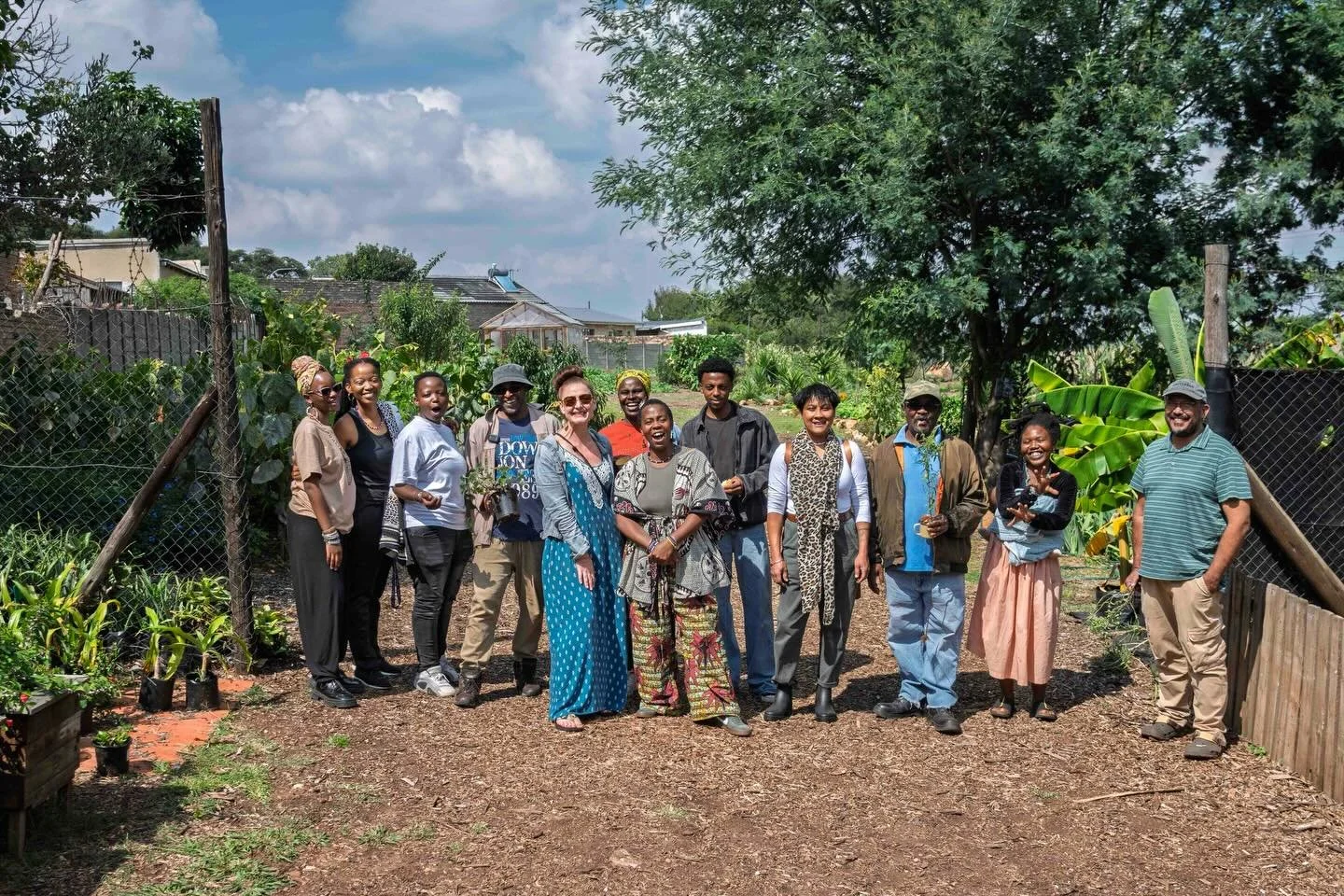 A few weeks ago, the classroom smelled like compost, smoke, wild herbs, and possibility. 🌿

We visited Jones Farm in / , where what was once a dumping site is slowly being re-membered into an ecology of relation: food growing beside rubble, bees hum