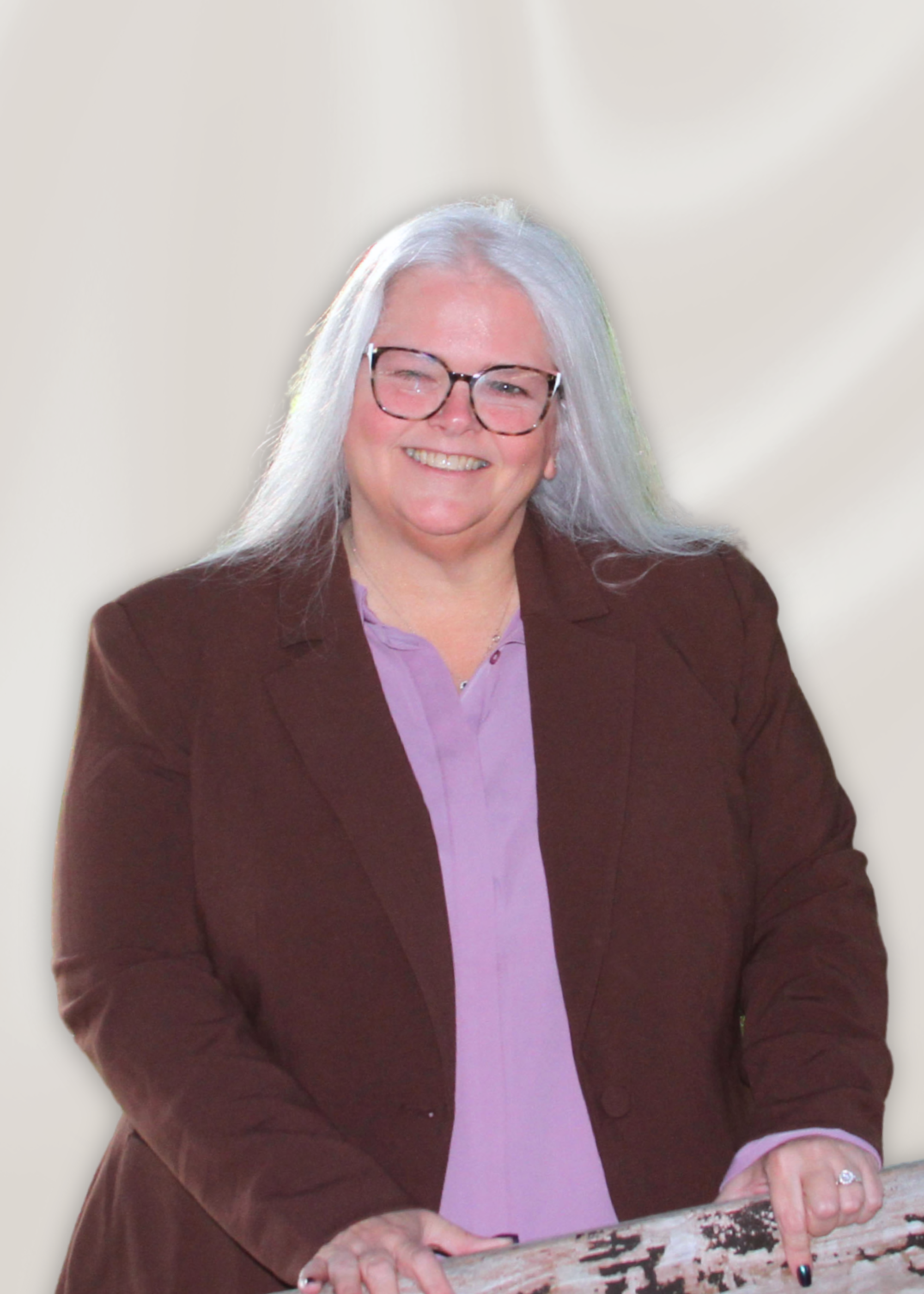 Jennifer Perry, therapist for couples and individuals specializing in attachment, betrayal recovery, trauma, anxiety, and depression.