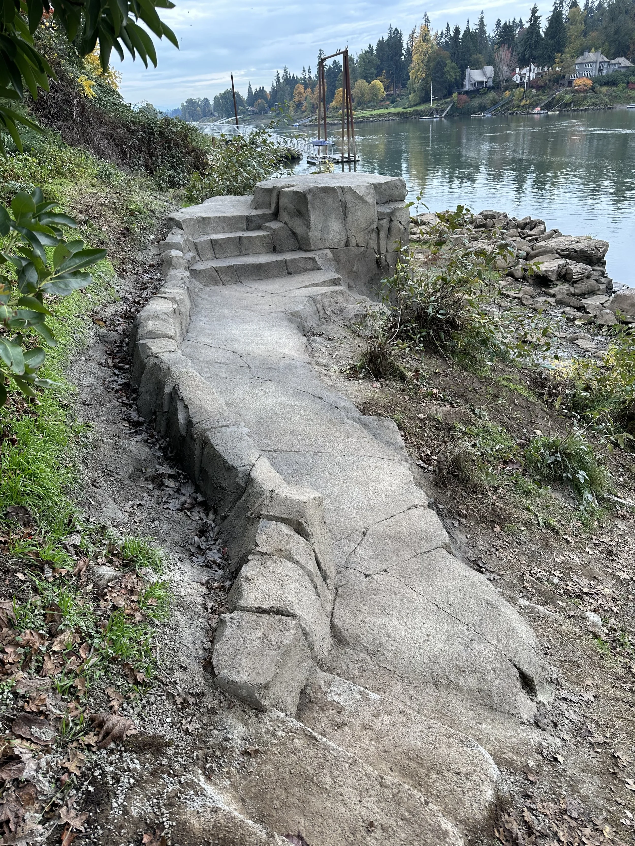 Rock Carve sculpted shotcrete dock abutment