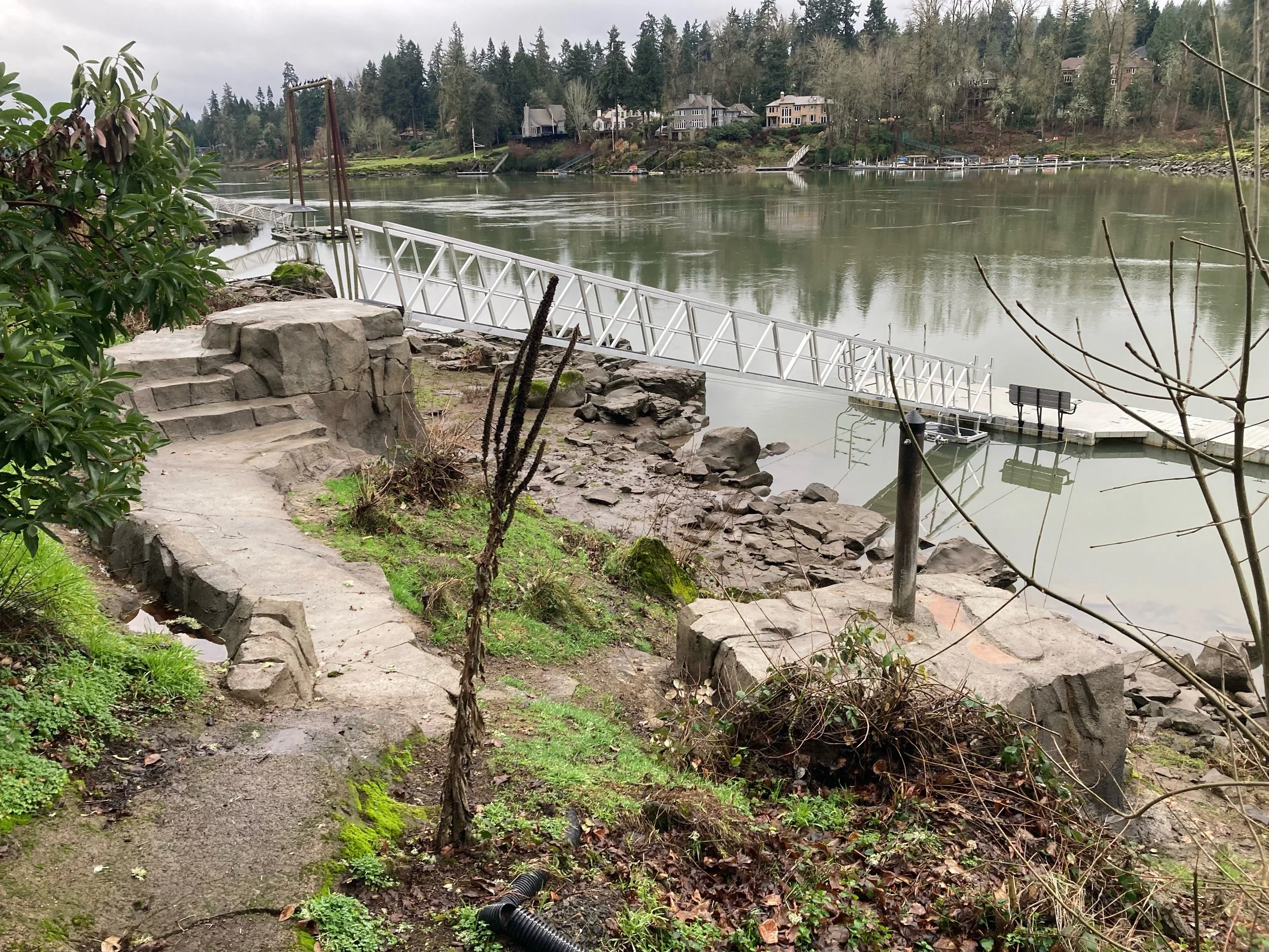 Rock Carve sculpted shotcrete dock abutment willamette river