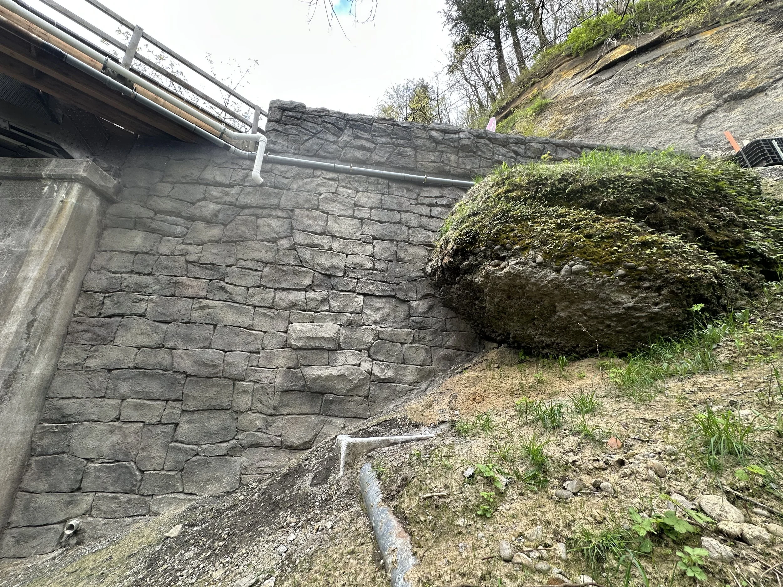 Rock Carve sculpted shotcrete Stark Street Bridge
