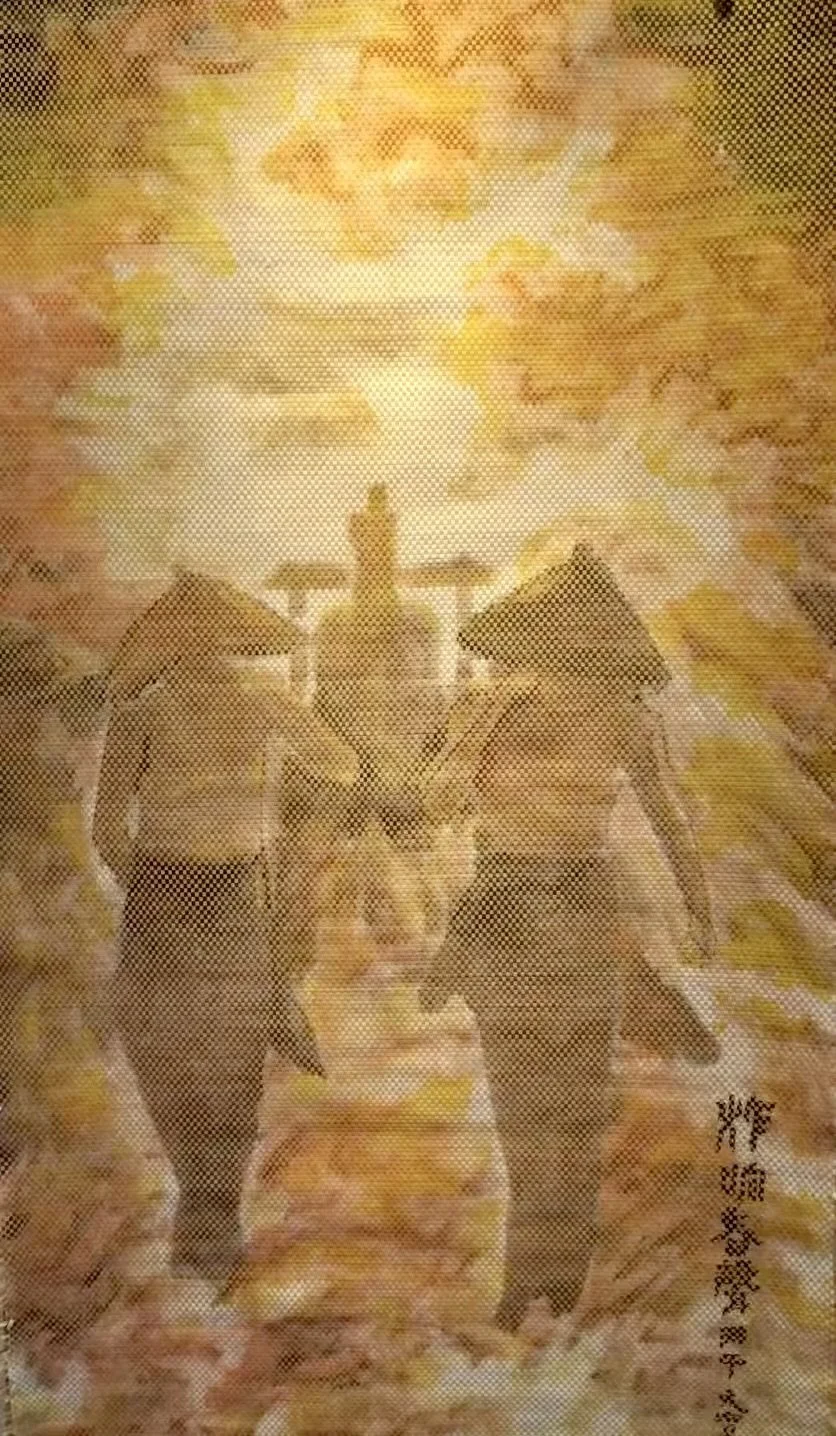 Silhouette of two soldiers walking through a tunnel with a tank in the background and a bright explosion or light source at the end of the tunnel, with Chinese characters on the lower right side.