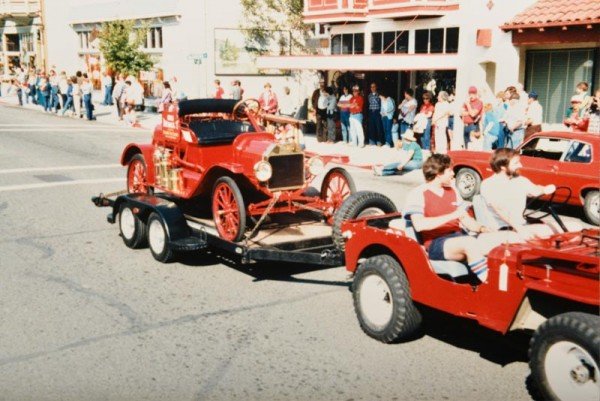 19850619-Ferndale-Muster_038-600x401.jpg