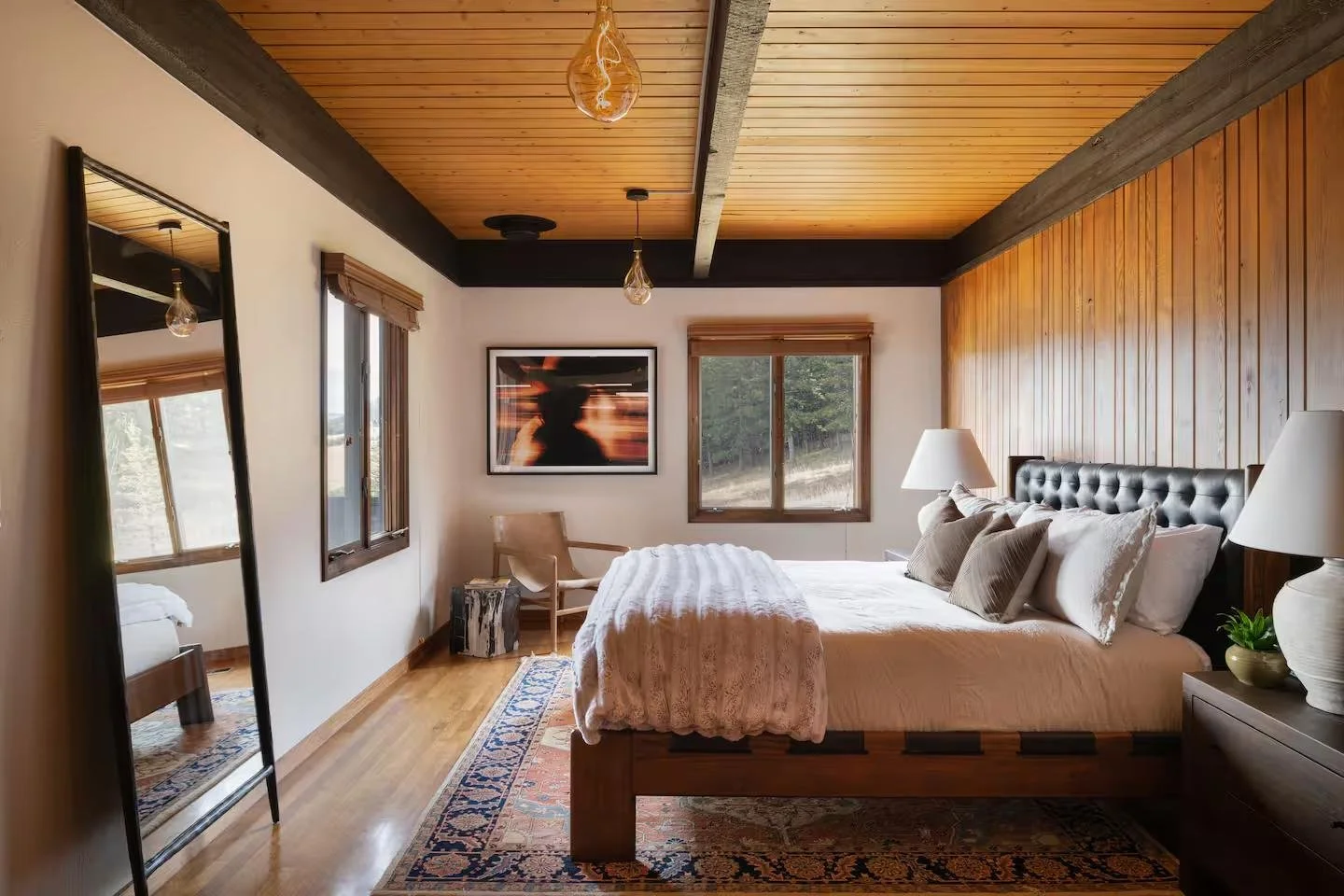 Shared King Room - Main level