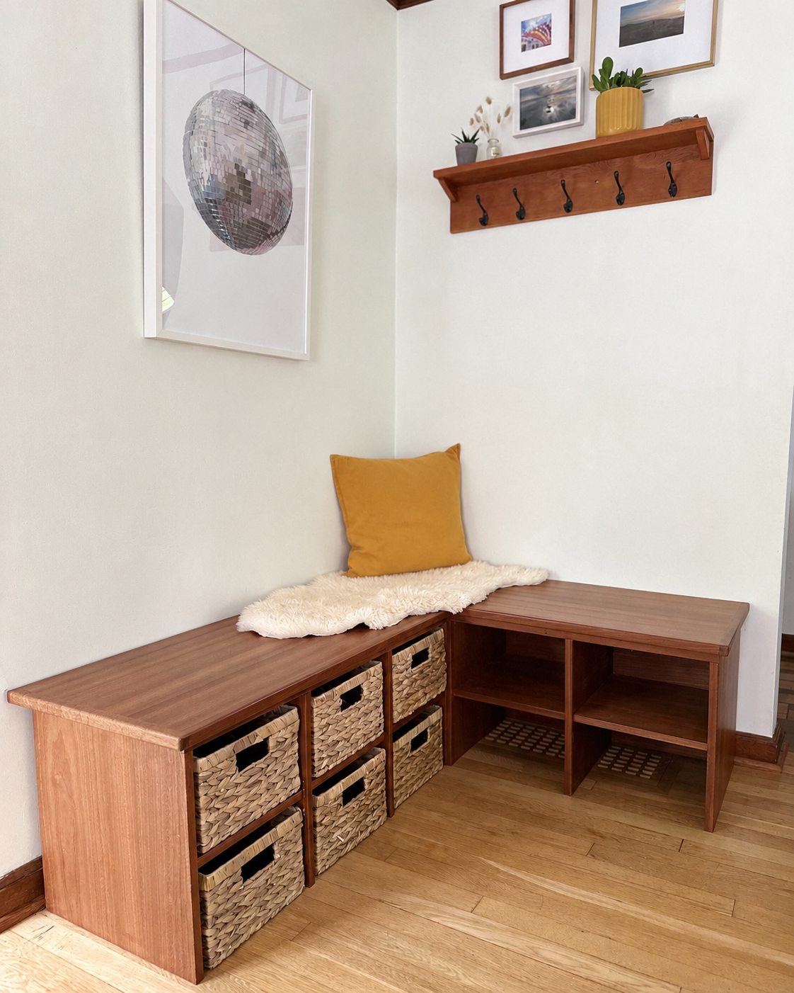 custom-sapele-corner-entryway-bench-shoe-storage-portland-2.png