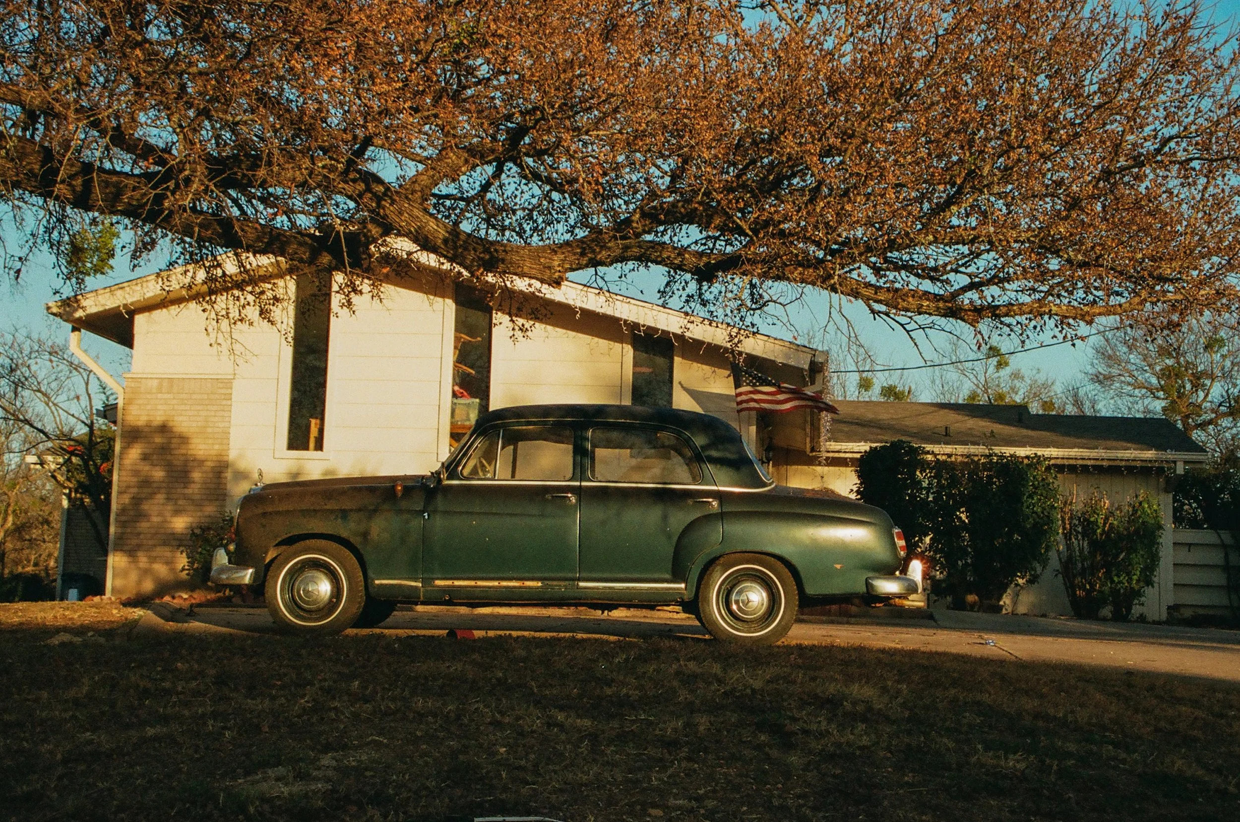 vintage car-2.jpg