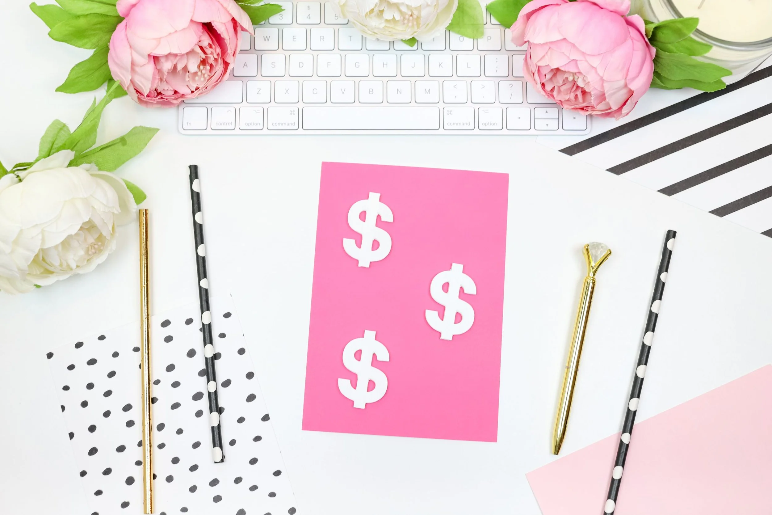 How to Sell Digital Products Online: The Software You Need