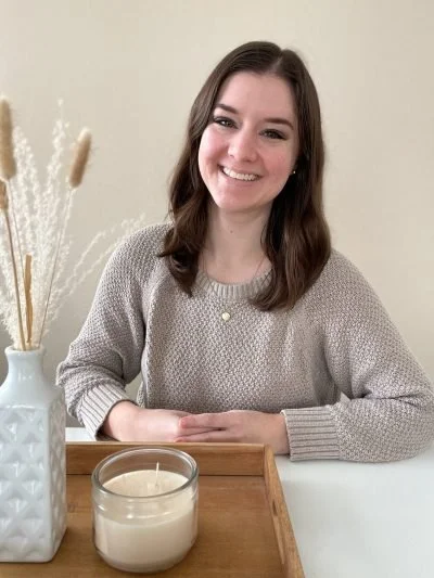 Beige sweater headshot