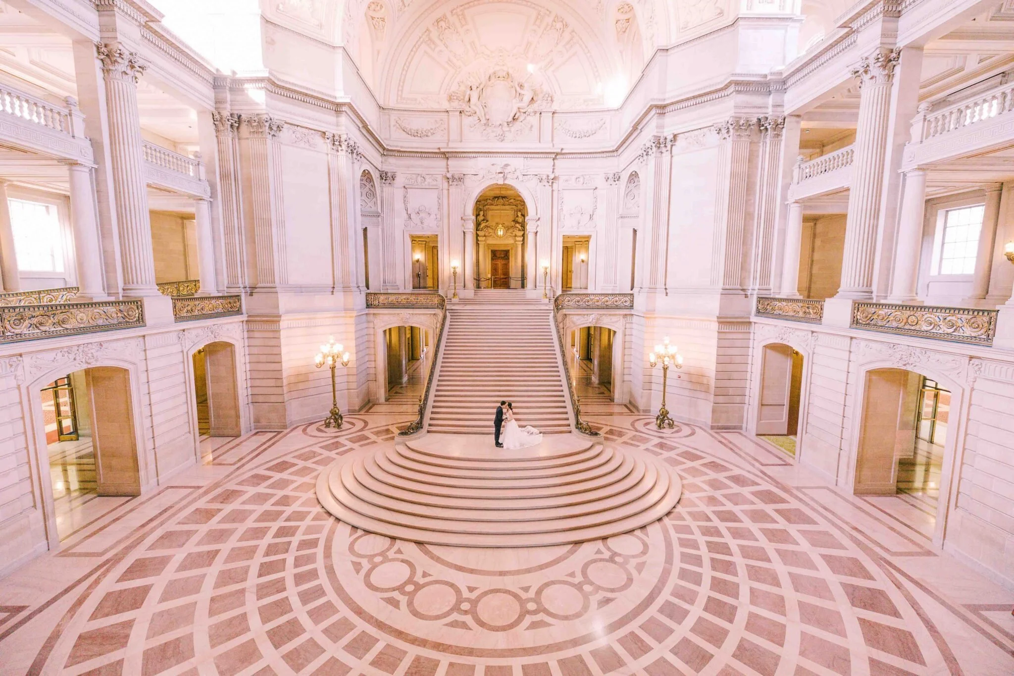 The Ultimate Guide to San Francisco City Hall Weddings